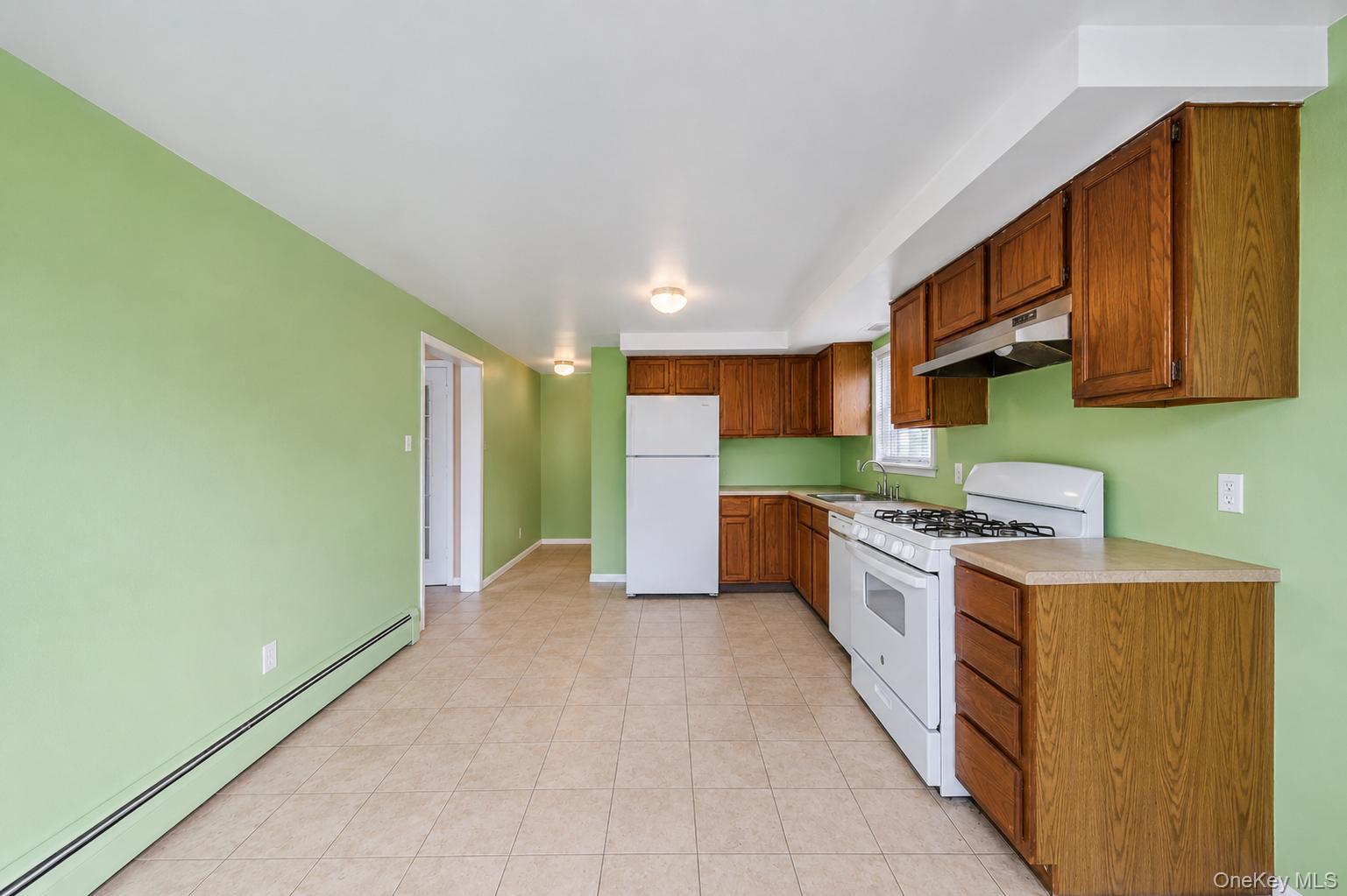 20 E Pine Street – For Sale photo 13