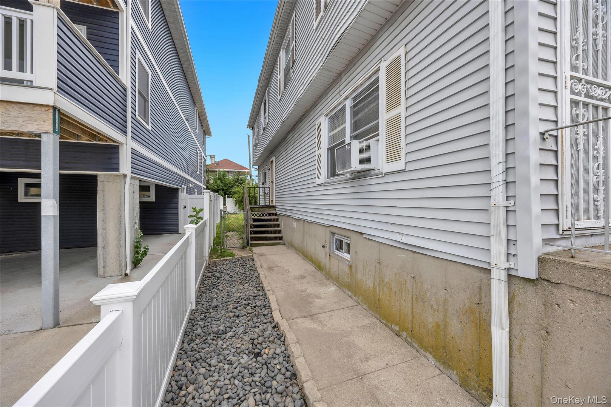 20 E Pine Street – For Sale photo 3