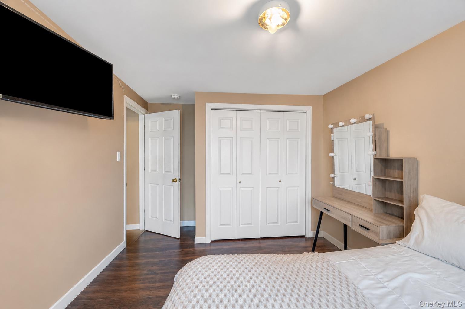 20 E Pine Street – For Sale photo 20