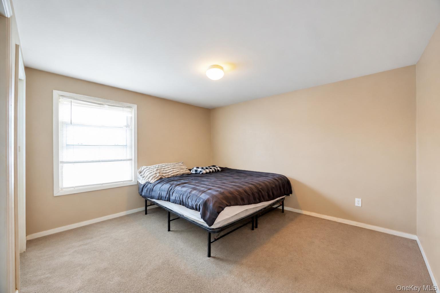20 E Pine Street – For Sale photo 33