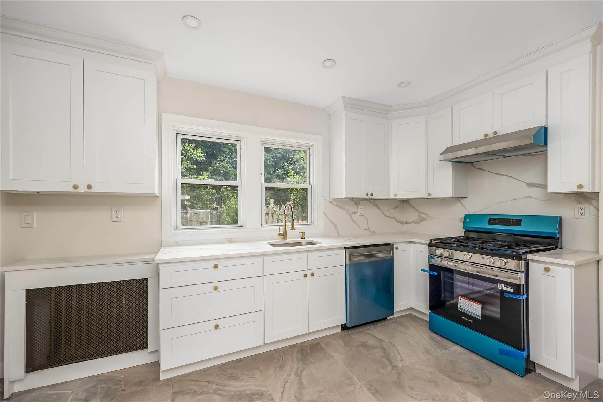 51 Peters Avenue – For Sale photo 18