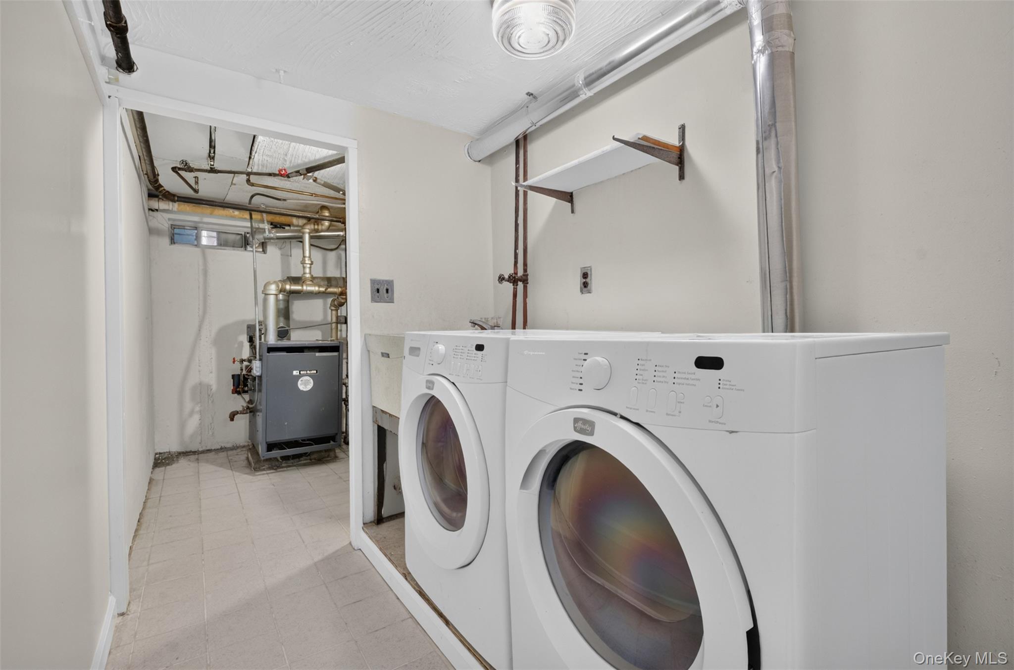 146-18 Kalmia Avenue – For Sale photo 21