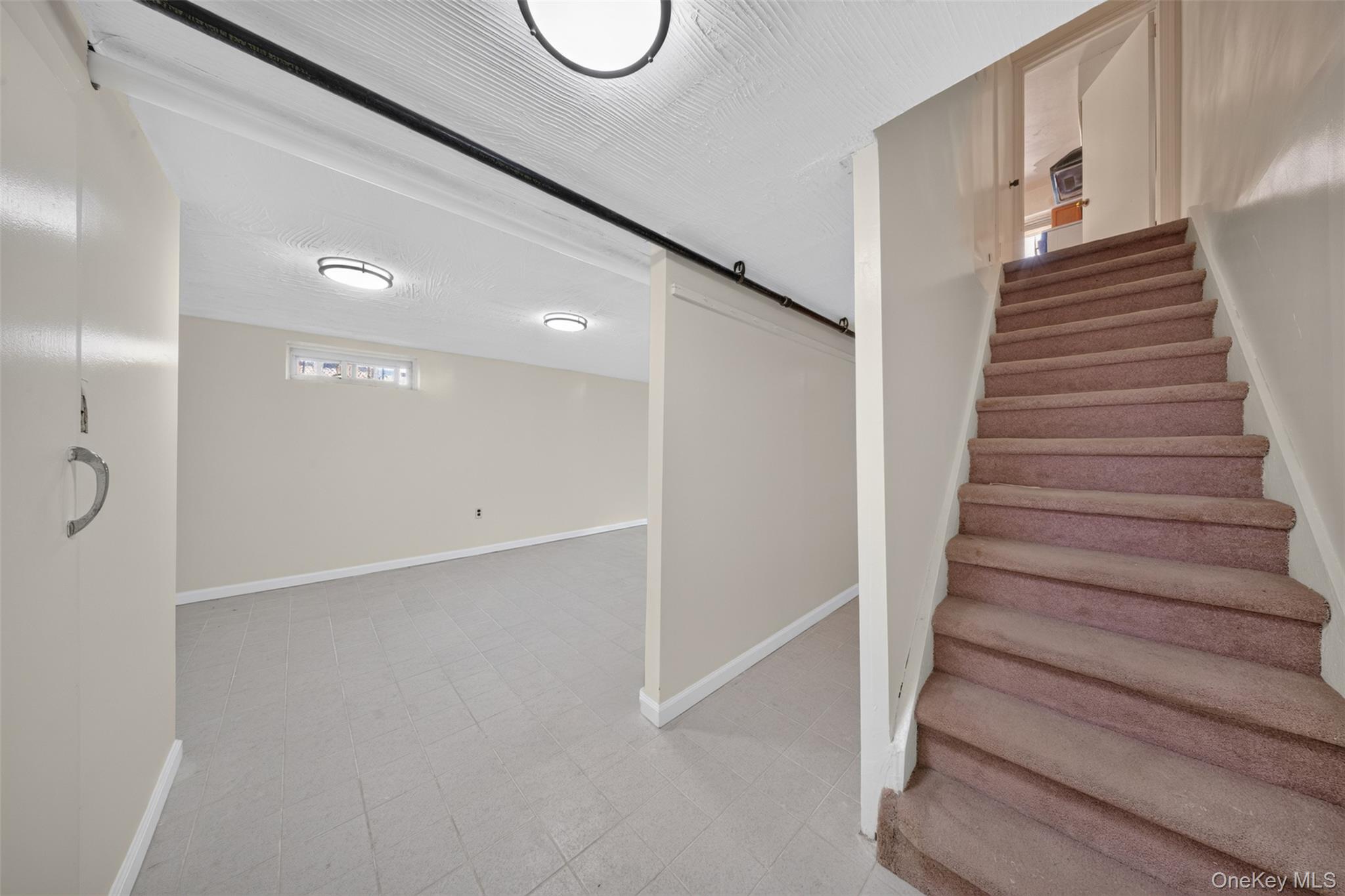146-18 Kalmia Avenue – For Sale photo 18