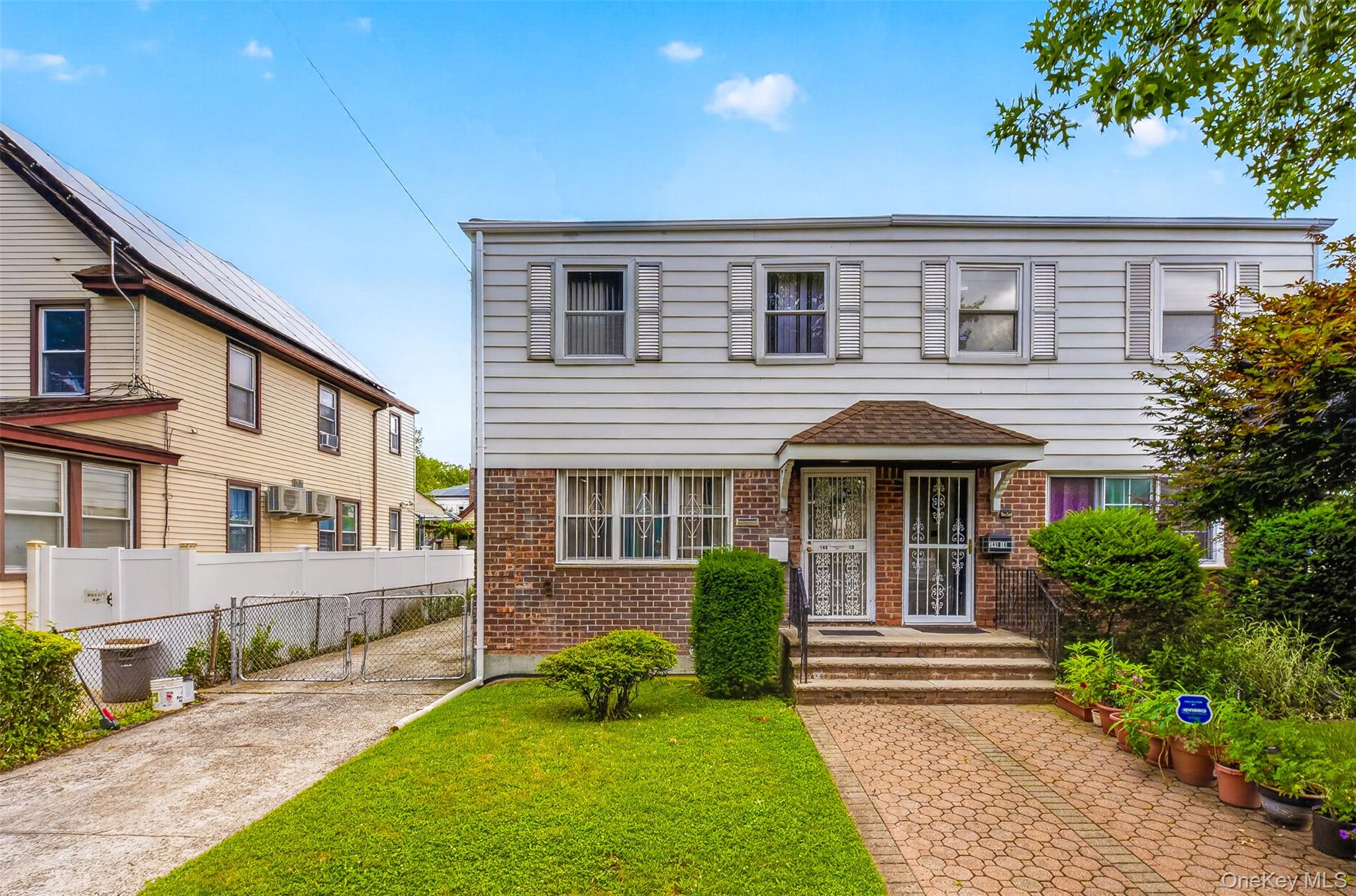 146-18 Kalmia Avenue – For Sale