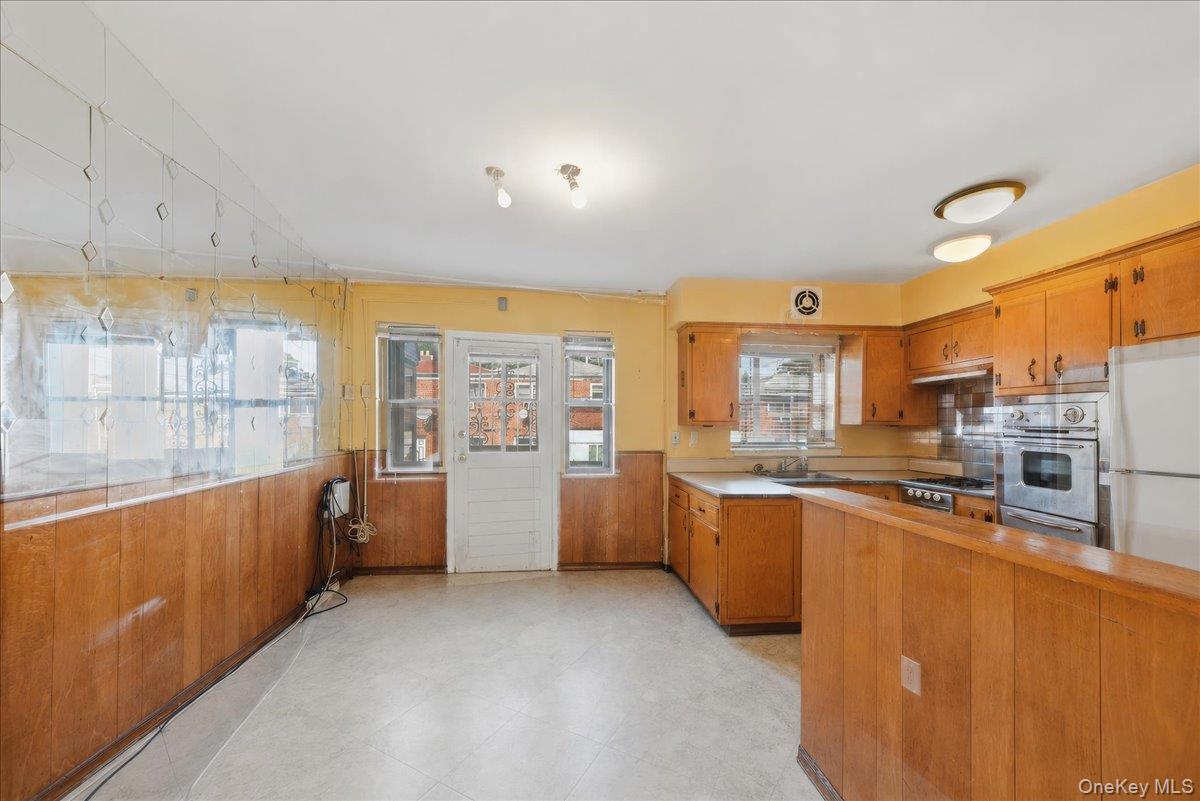 3310 Gunther Avenue – For Sale photo 9