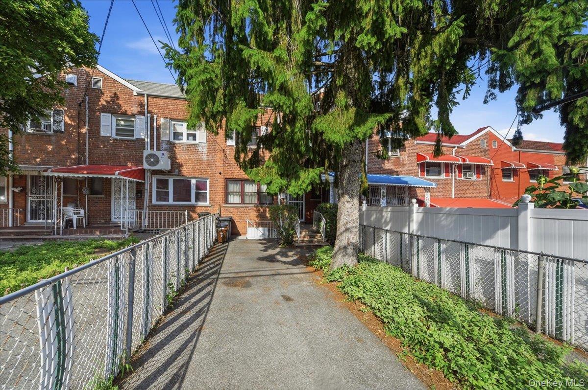 3310 Gunther Avenue – For Sale photo 3