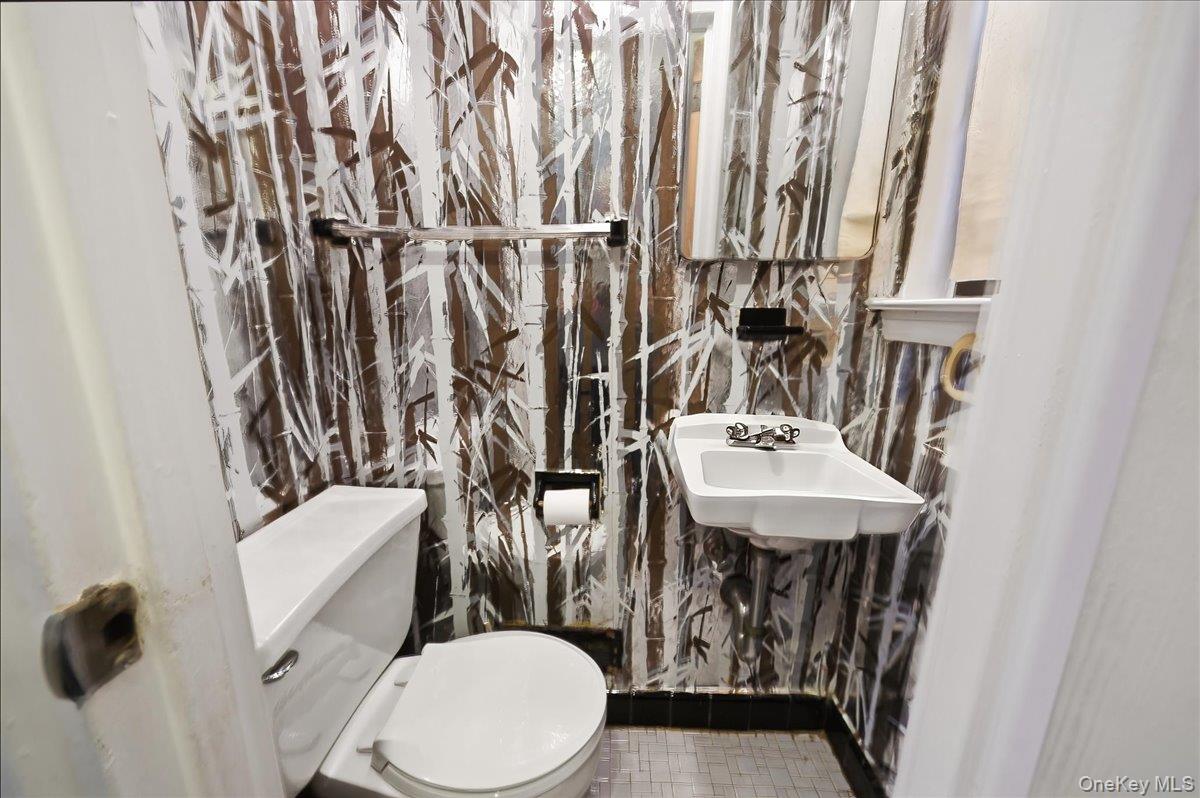 3310 Gunther Avenue – For Sale photo 10