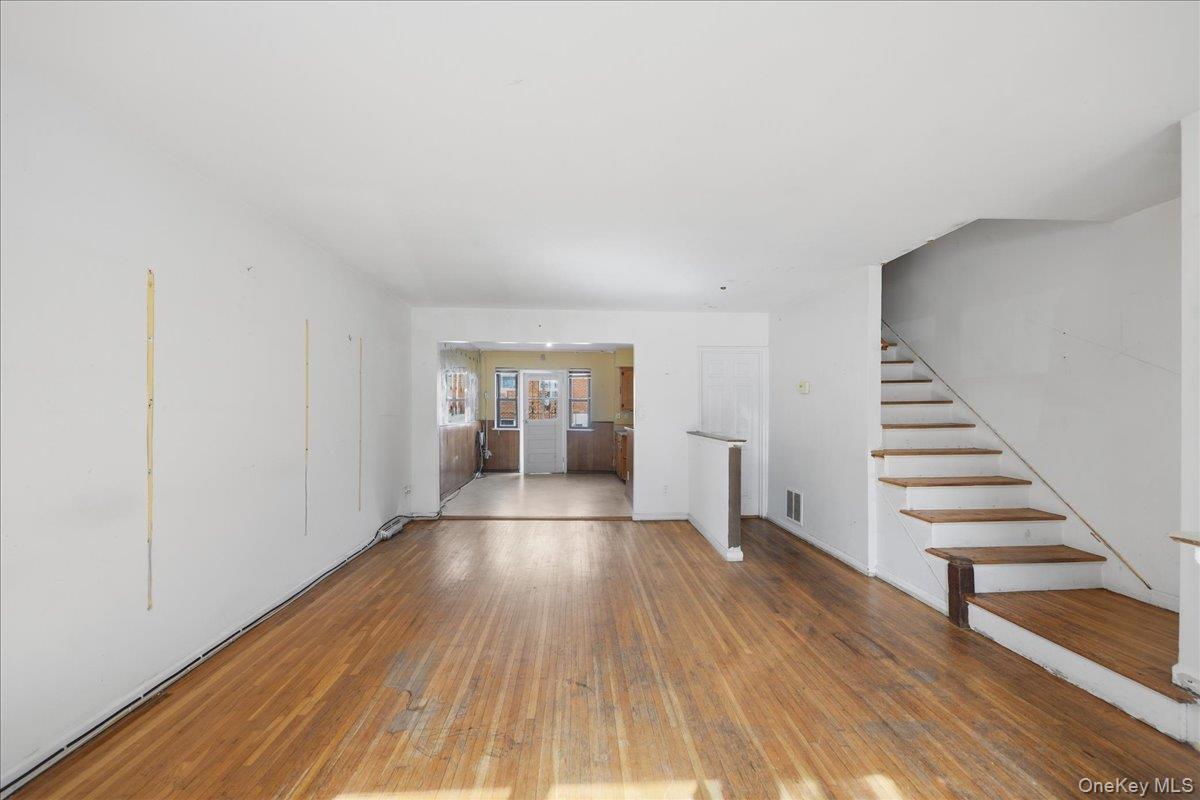 3310 Gunther Avenue – For Sale photo 4