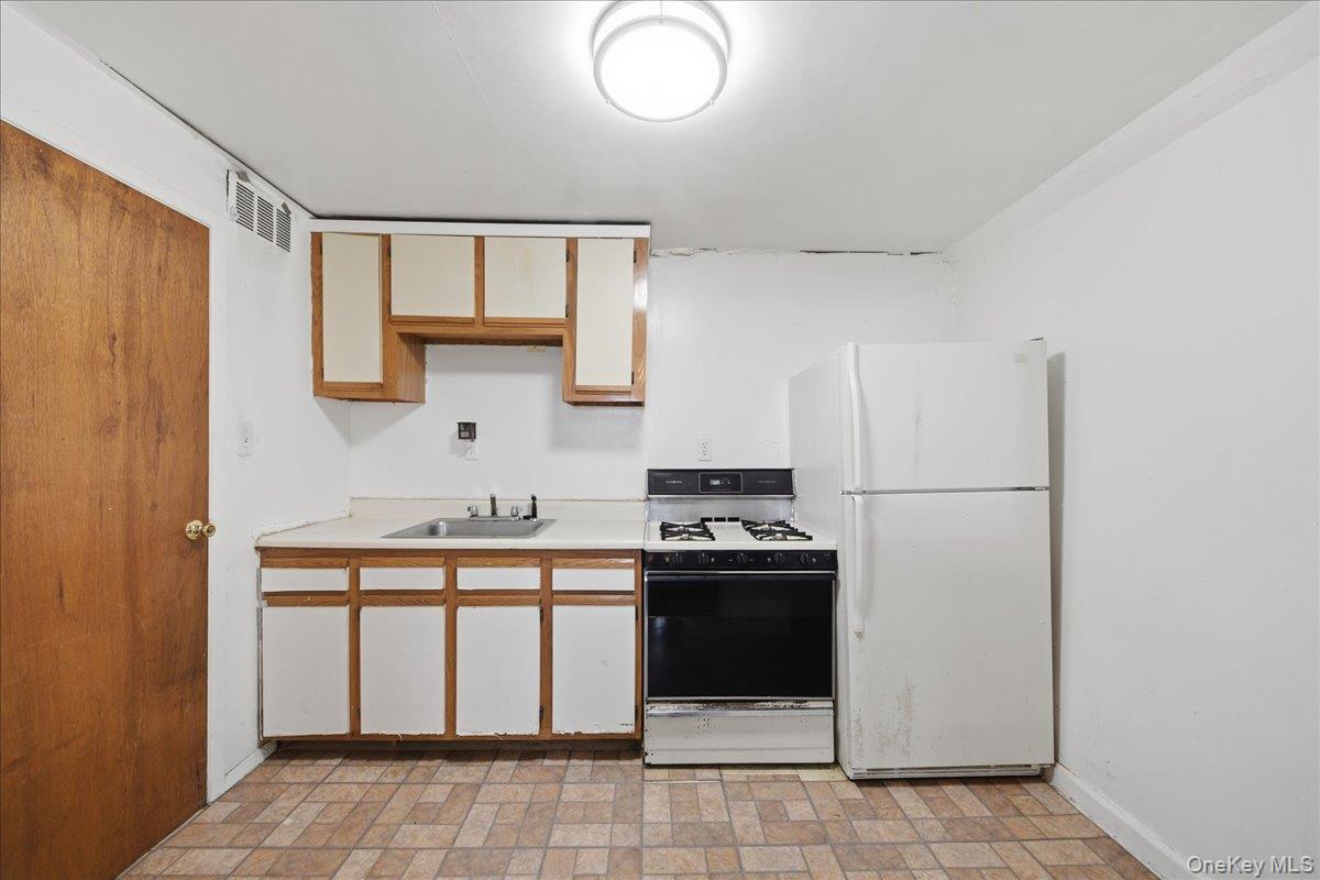 3310 Gunther Avenue – For Sale photo 17