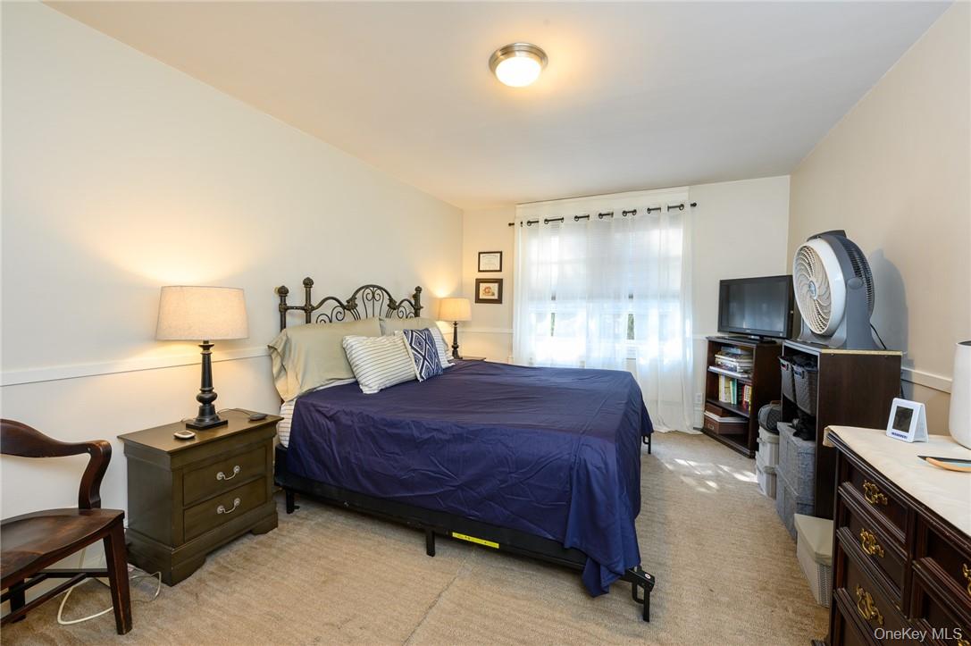 4 Sadore Lane, Unit 3J photo 15
