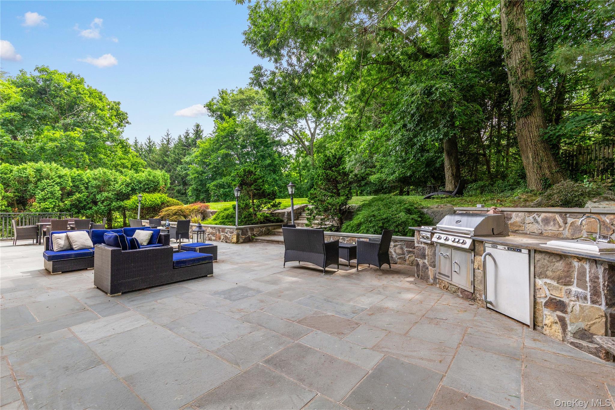 312 West Street – For Rent photo 31