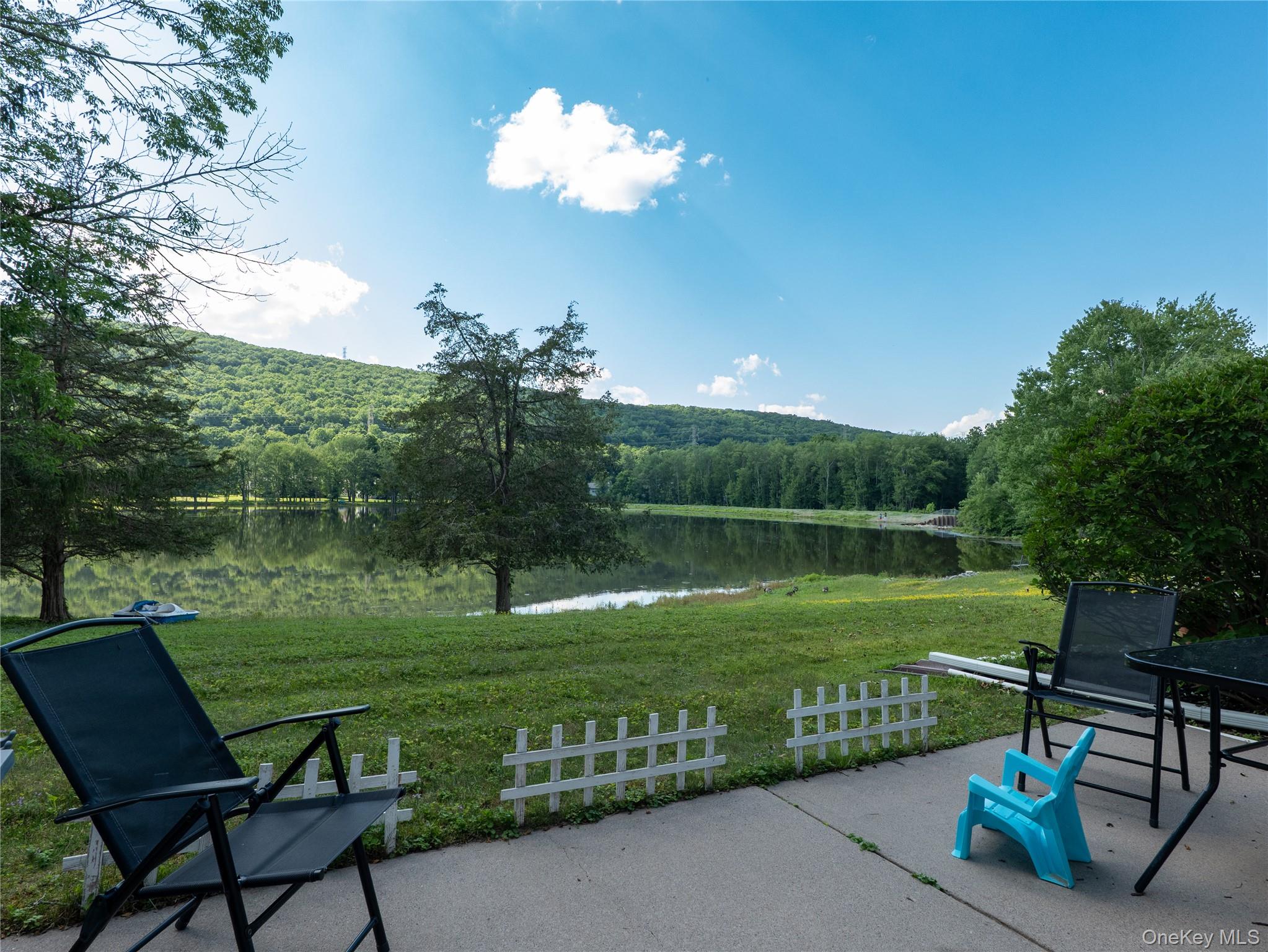 402 Mountain Laurel Dr. – For Sale photo 24
