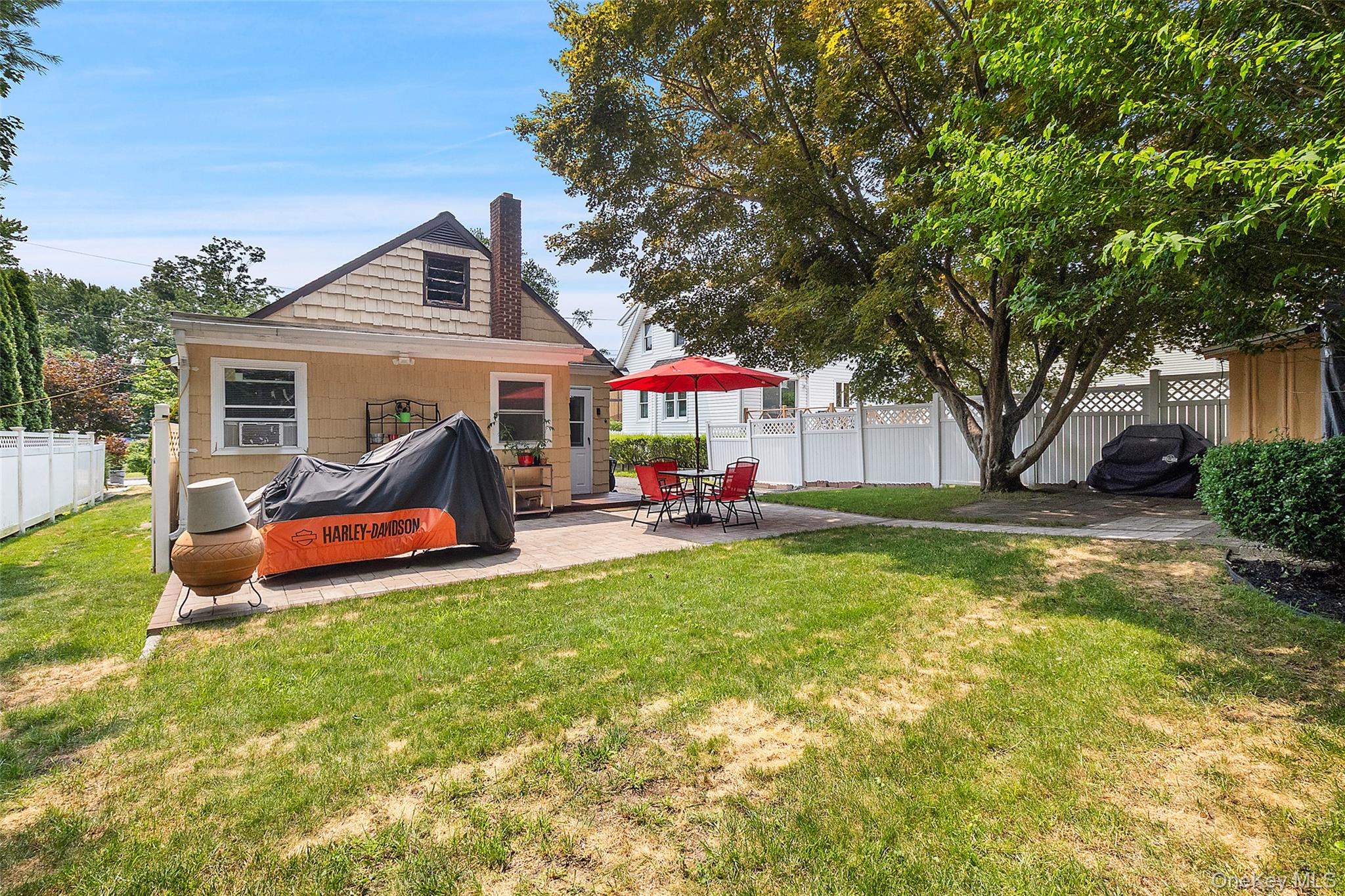 23 Gates Avenue – For Sale photo 30