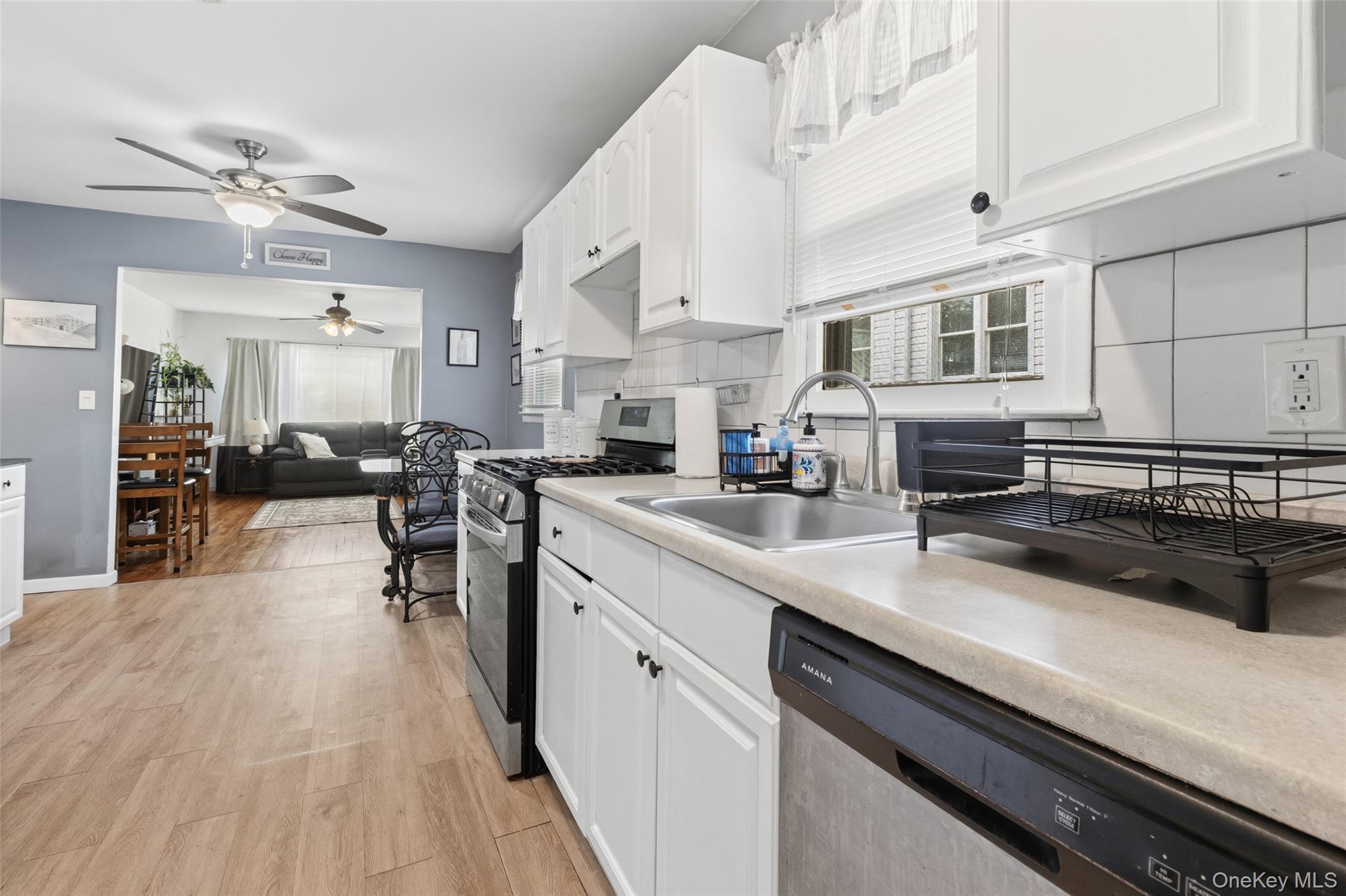 23 Gates Avenue – For Sale photo 13