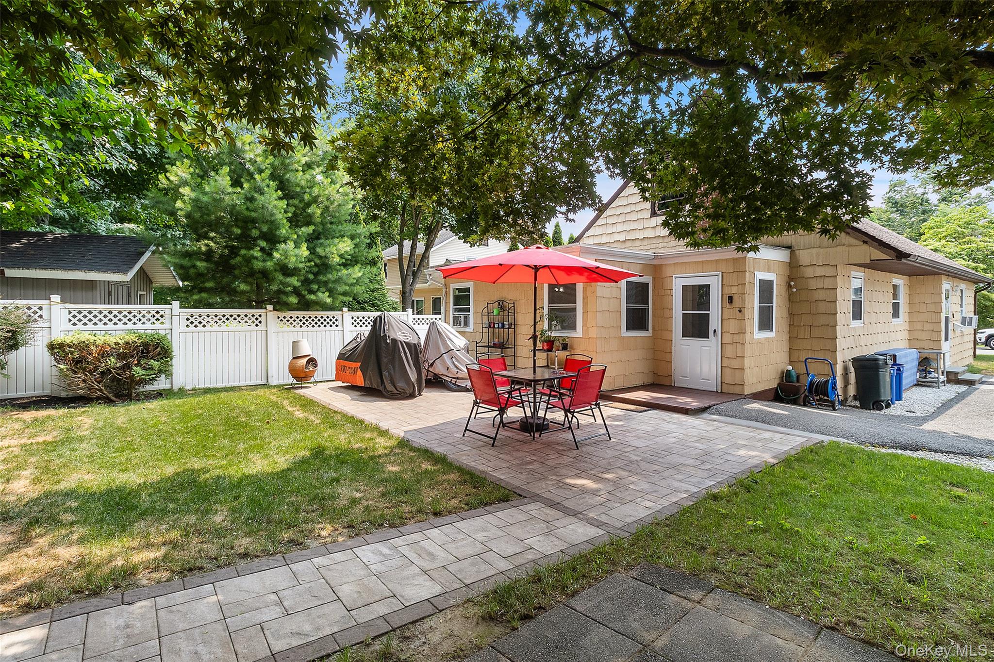 23 Gates Avenue – For Sale