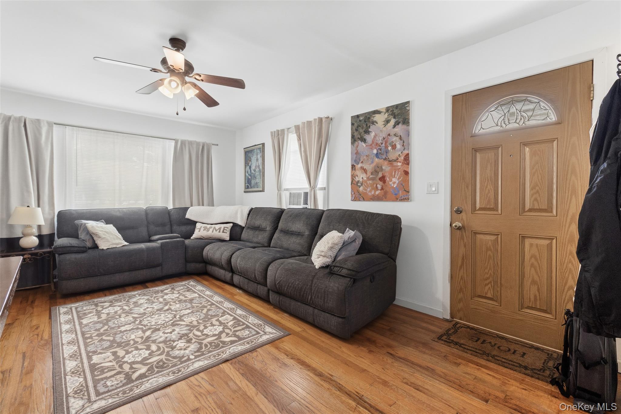 23 Gates Avenue – For Sale photo 8