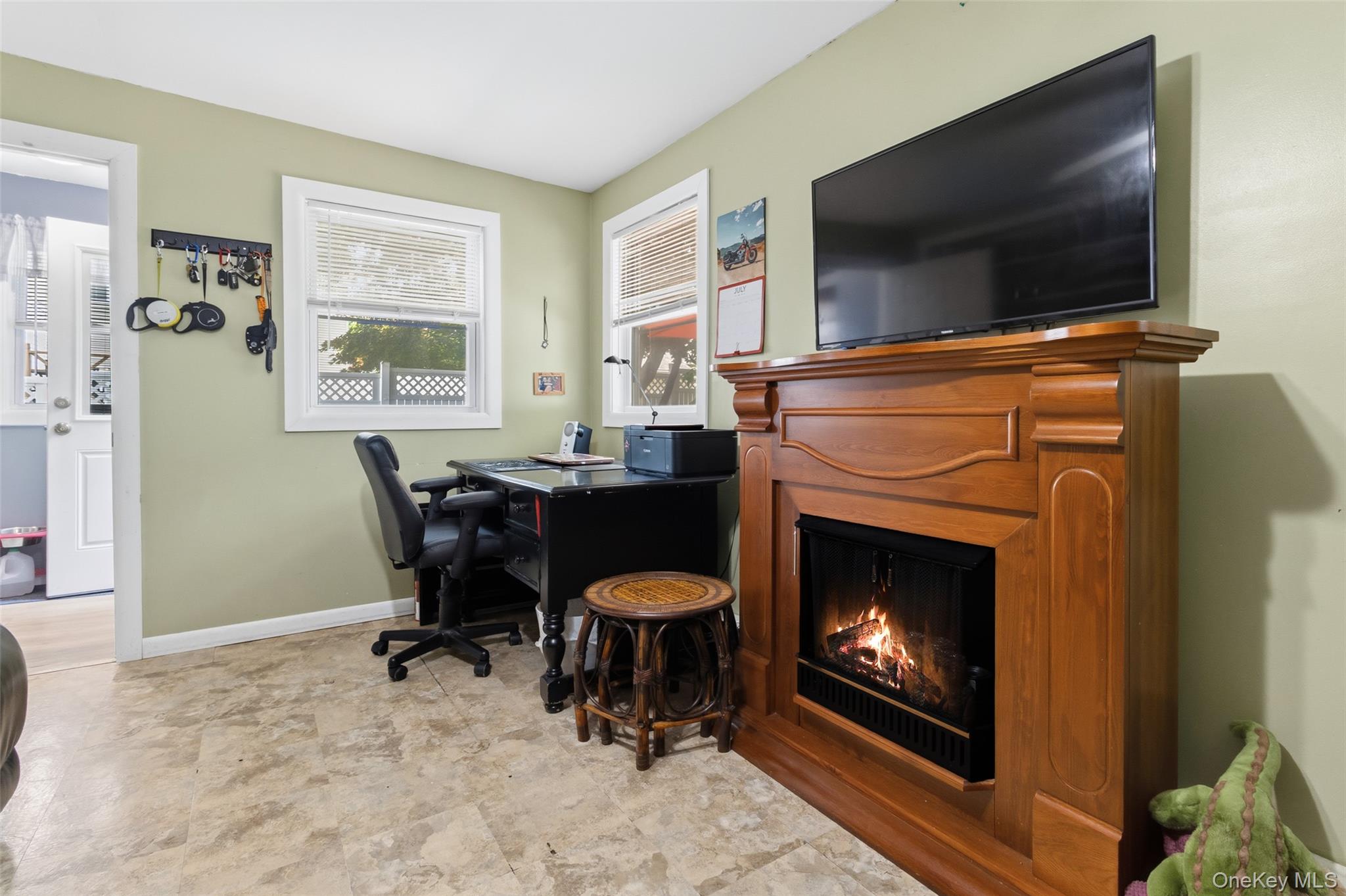 23 Gates Avenue – For Sale photo 26