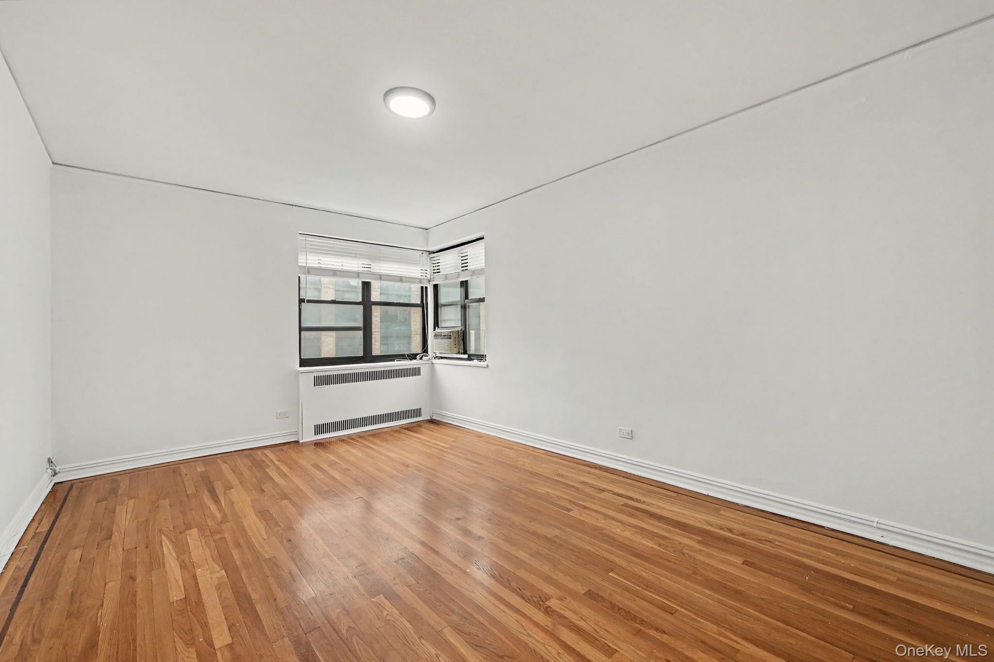 210 Martine Avenue, Unit 5K photo 17