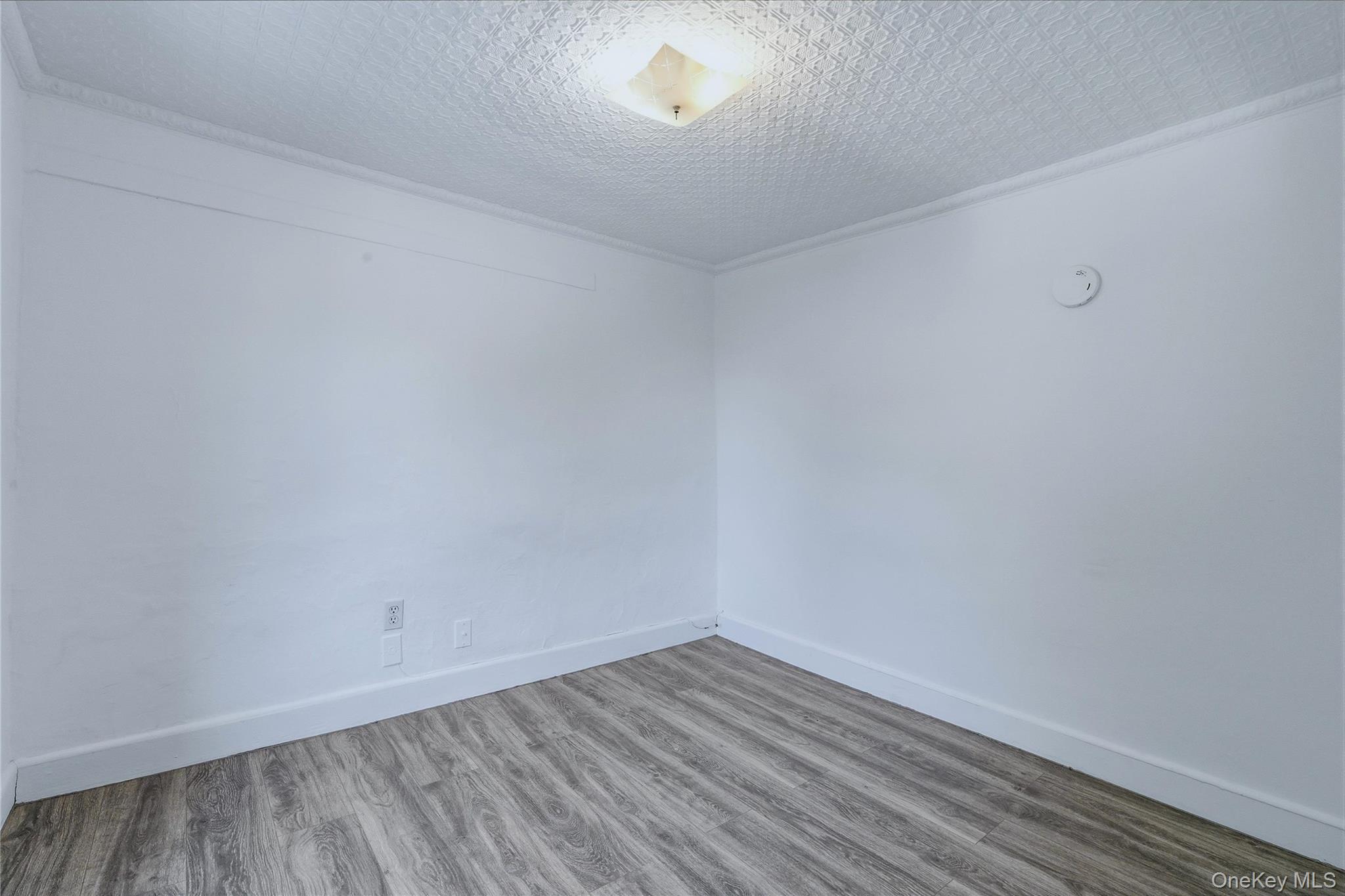 5 Wilbur Avenue – For Sale photo 22