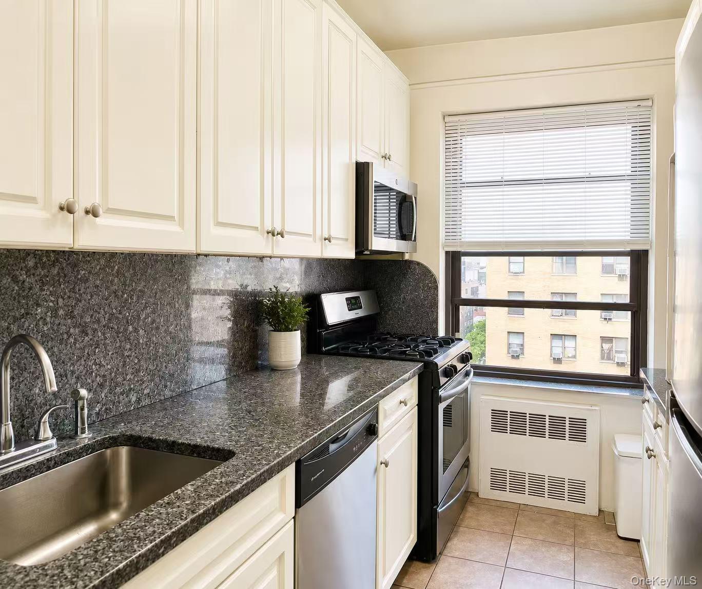 9940 63 Road, Unit 11AA photo 5