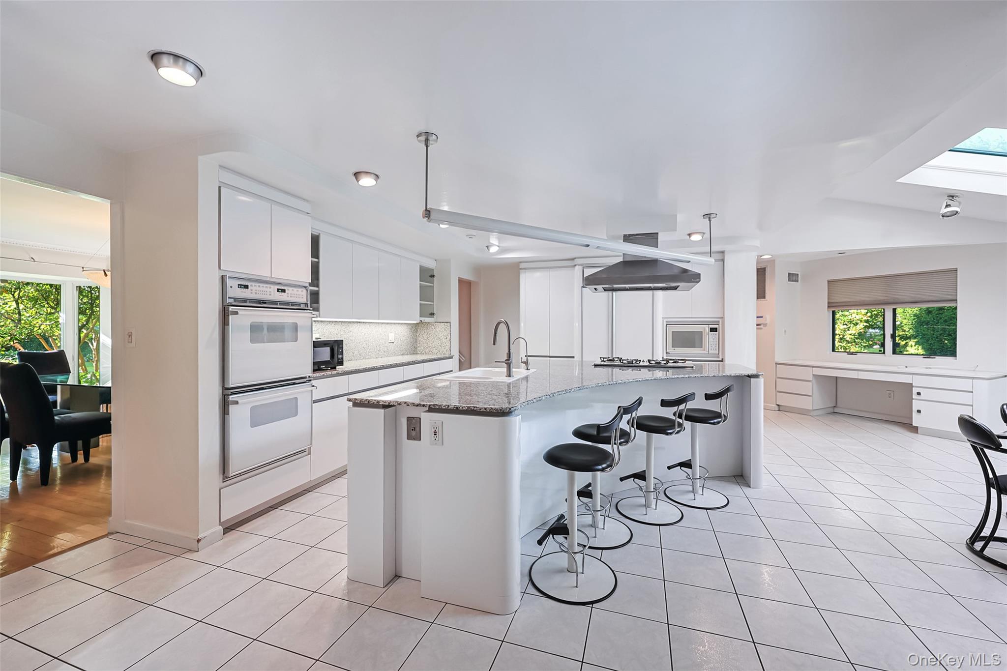 2 W Woods Road – For Sale photo 11