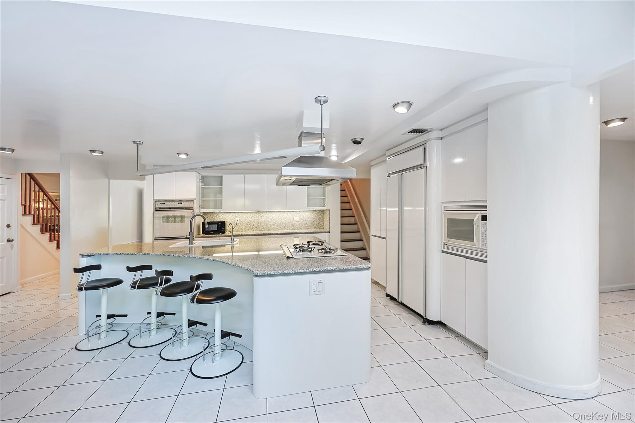 2 W Woods Road – For Sale photo 14