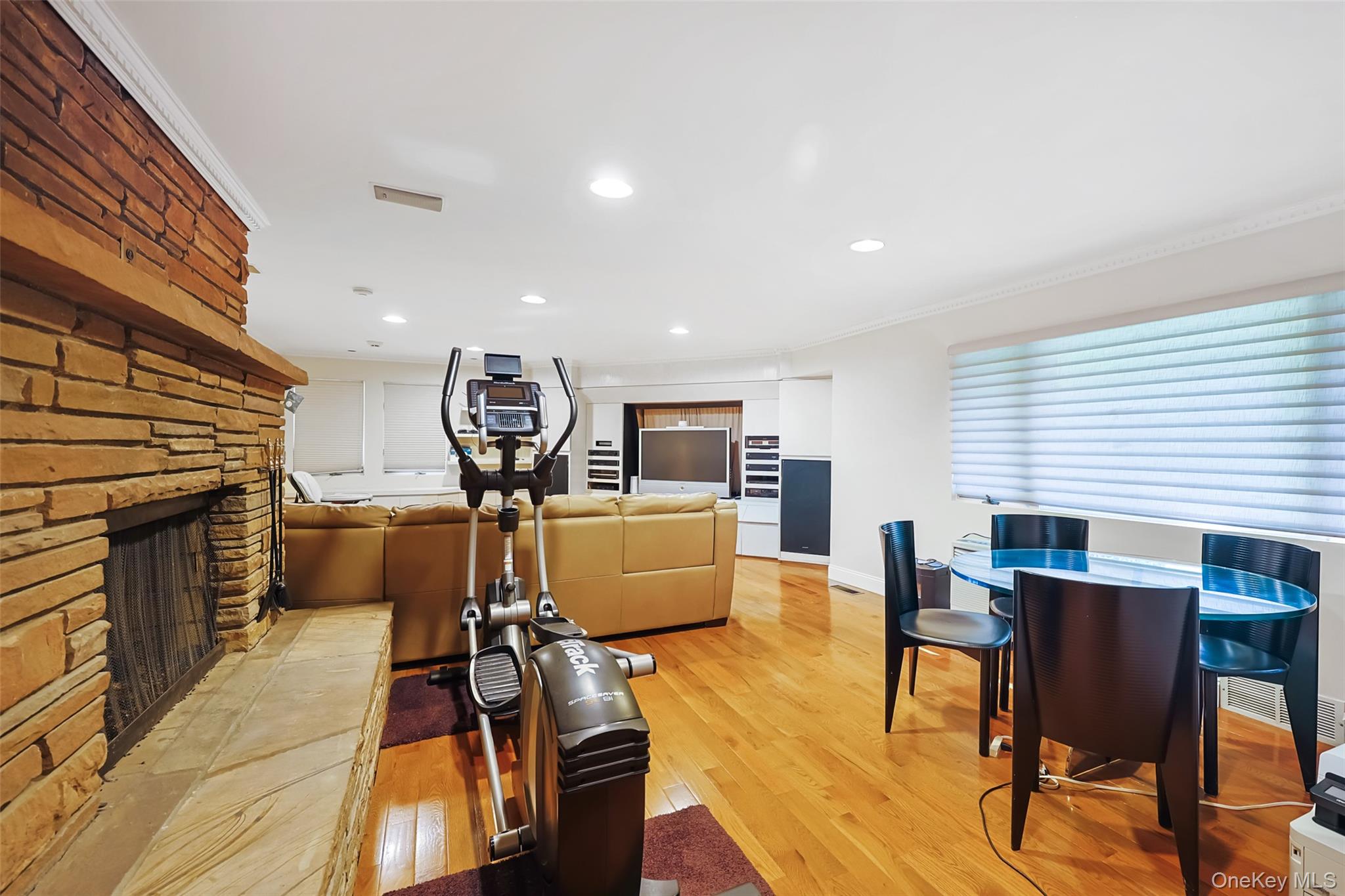 2 W Woods Road – For Sale photo 7
