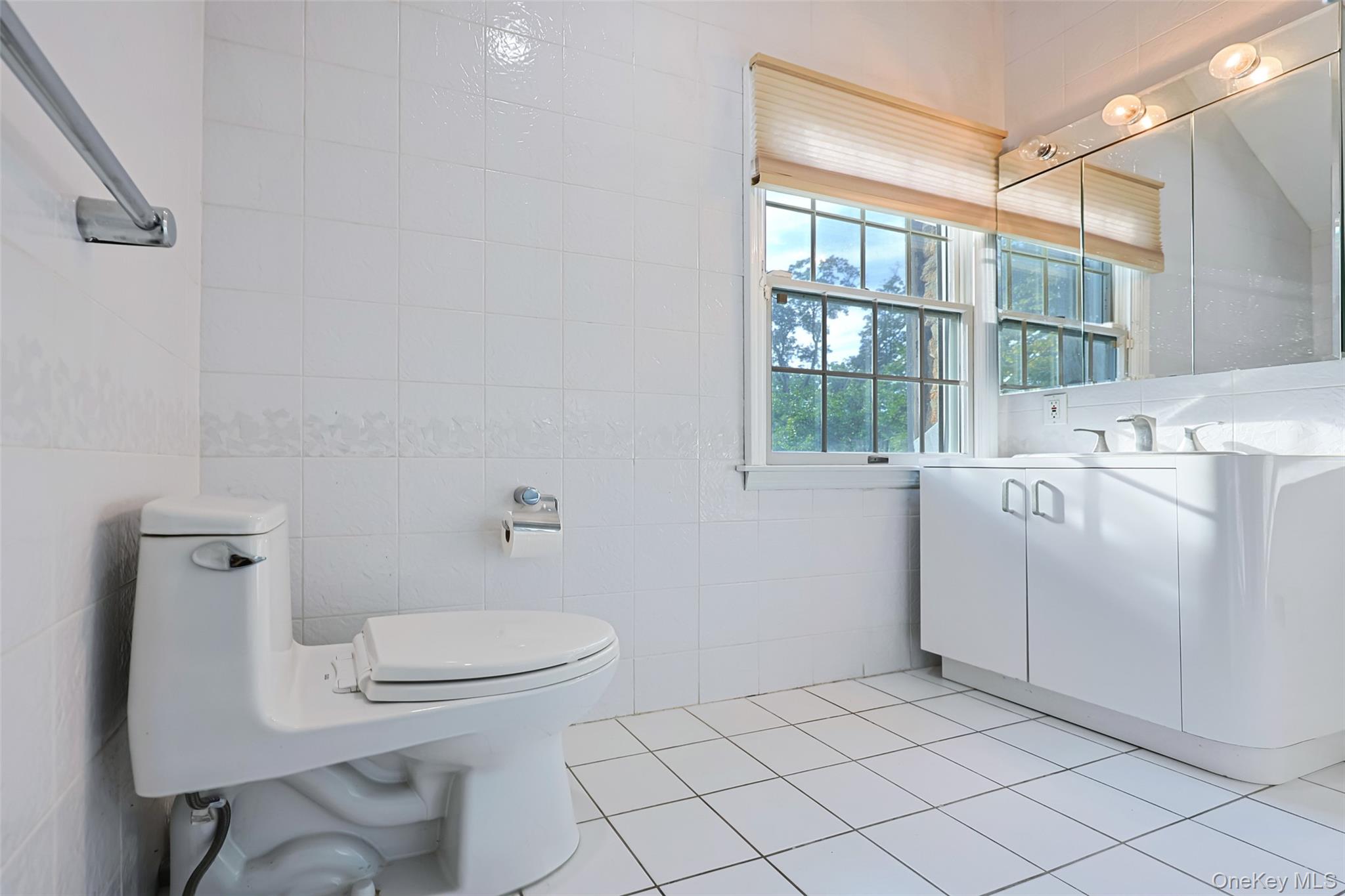 2 W Woods Road – For Sale photo 23