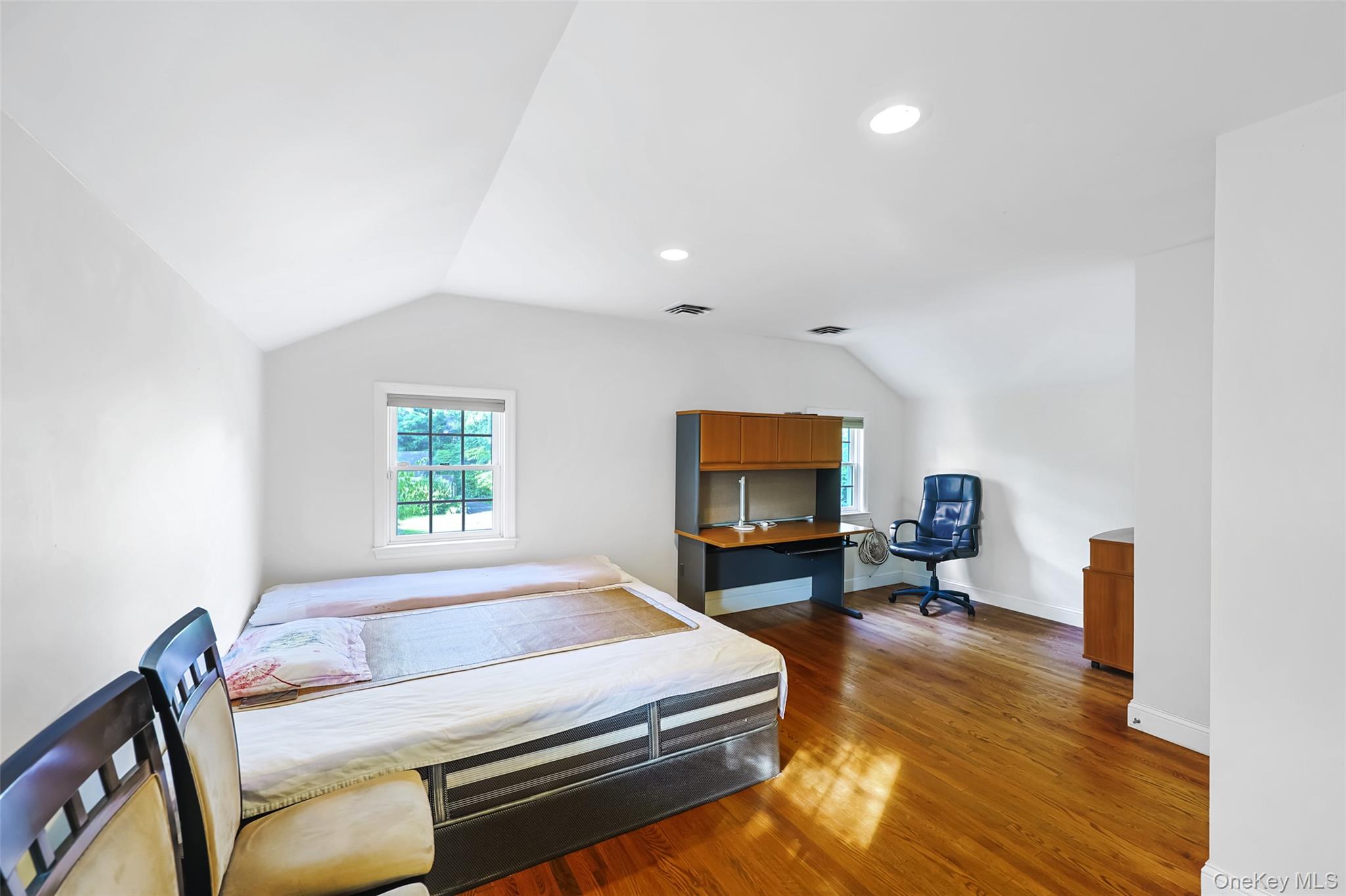 2 W Woods Road – For Sale photo 24