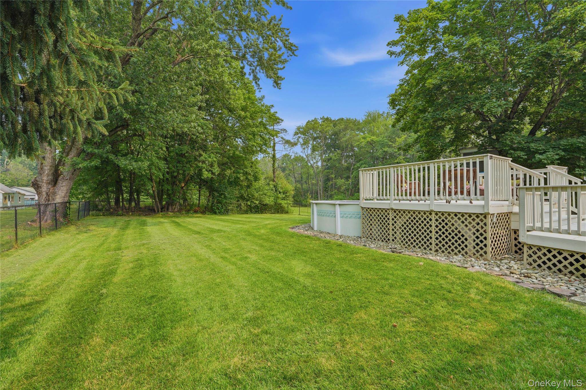 302 Lakeside Road – For Sale photo 42