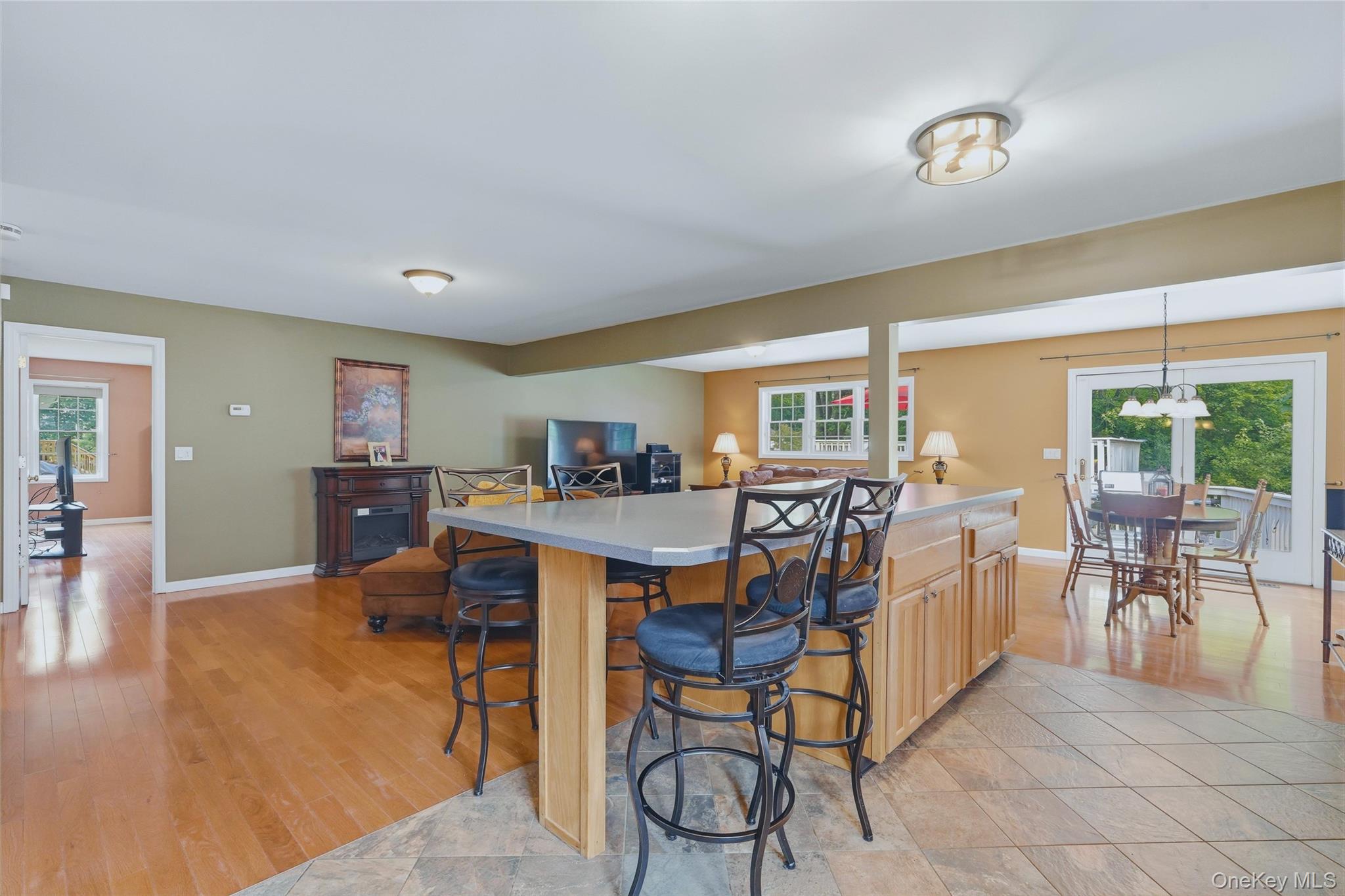 302 Lakeside Road – For Sale photo 12