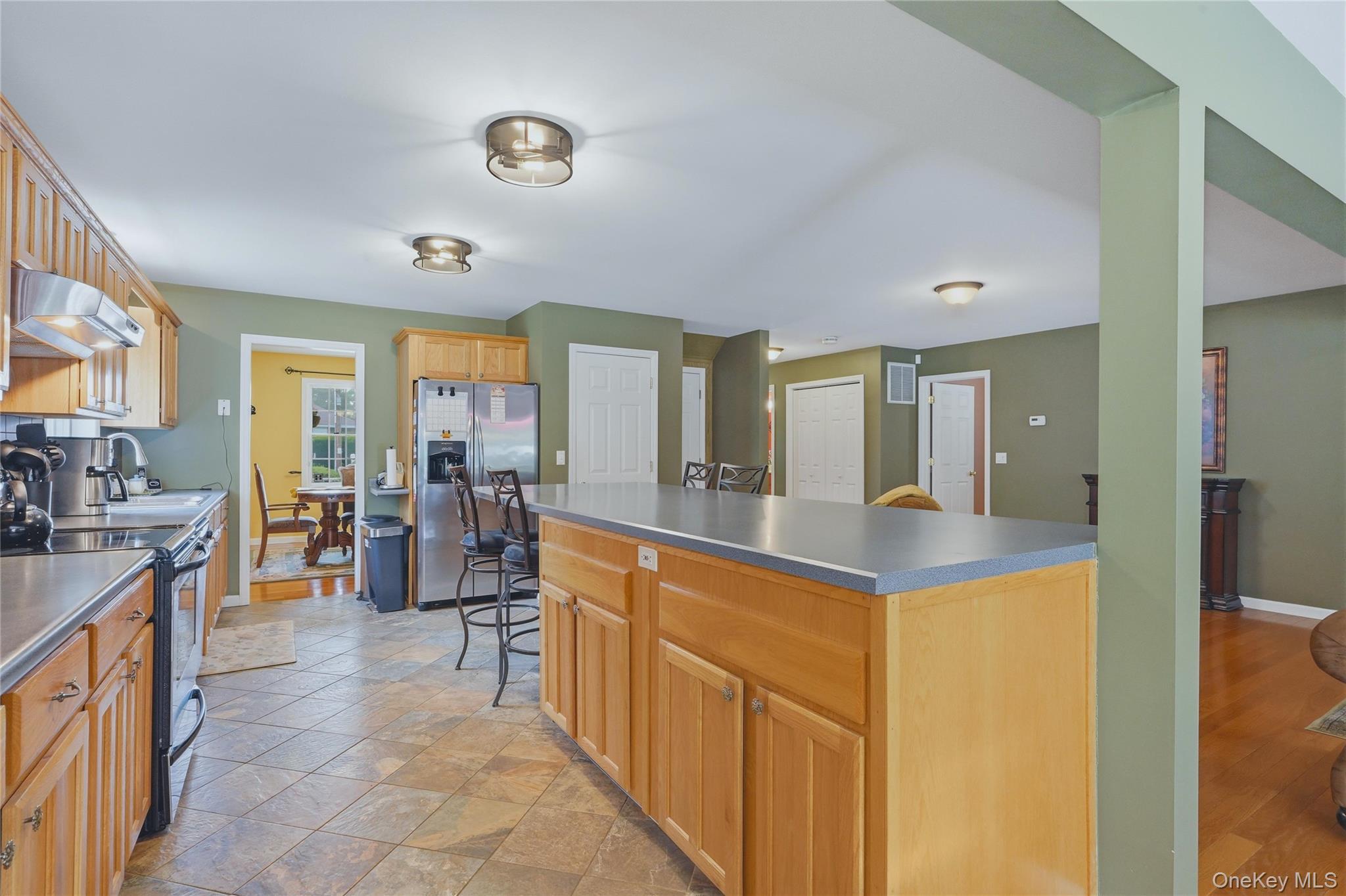 302 Lakeside Road – For Sale photo 13