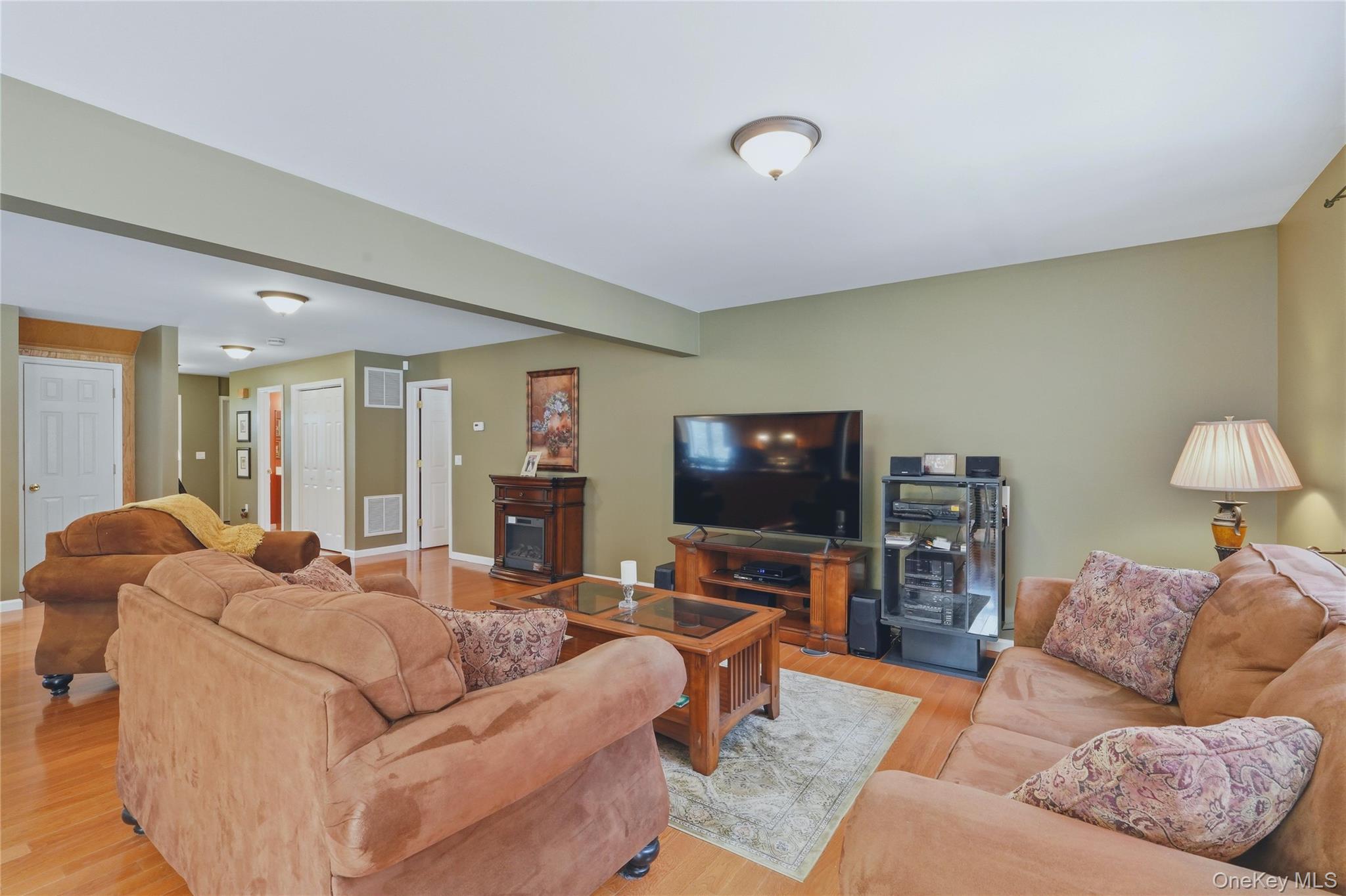 302 Lakeside Road – For Sale photo 16