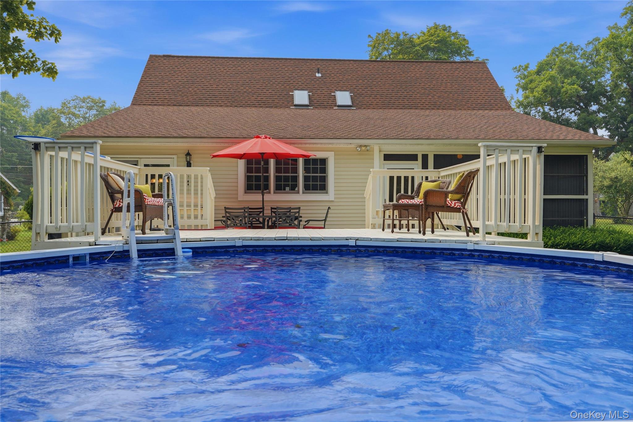 302 Lakeside Road – For Sale photo 5