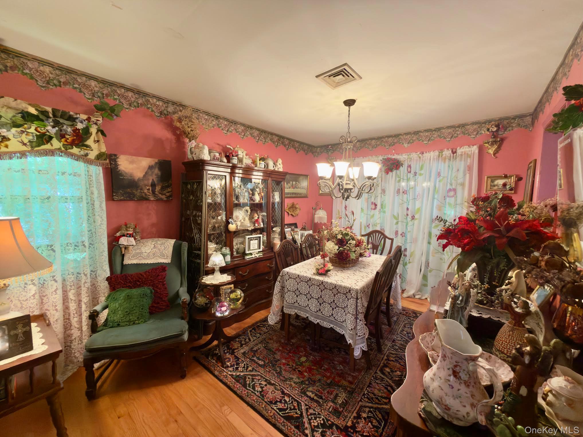 26 W Cookingham Drive – For Sale photo 4