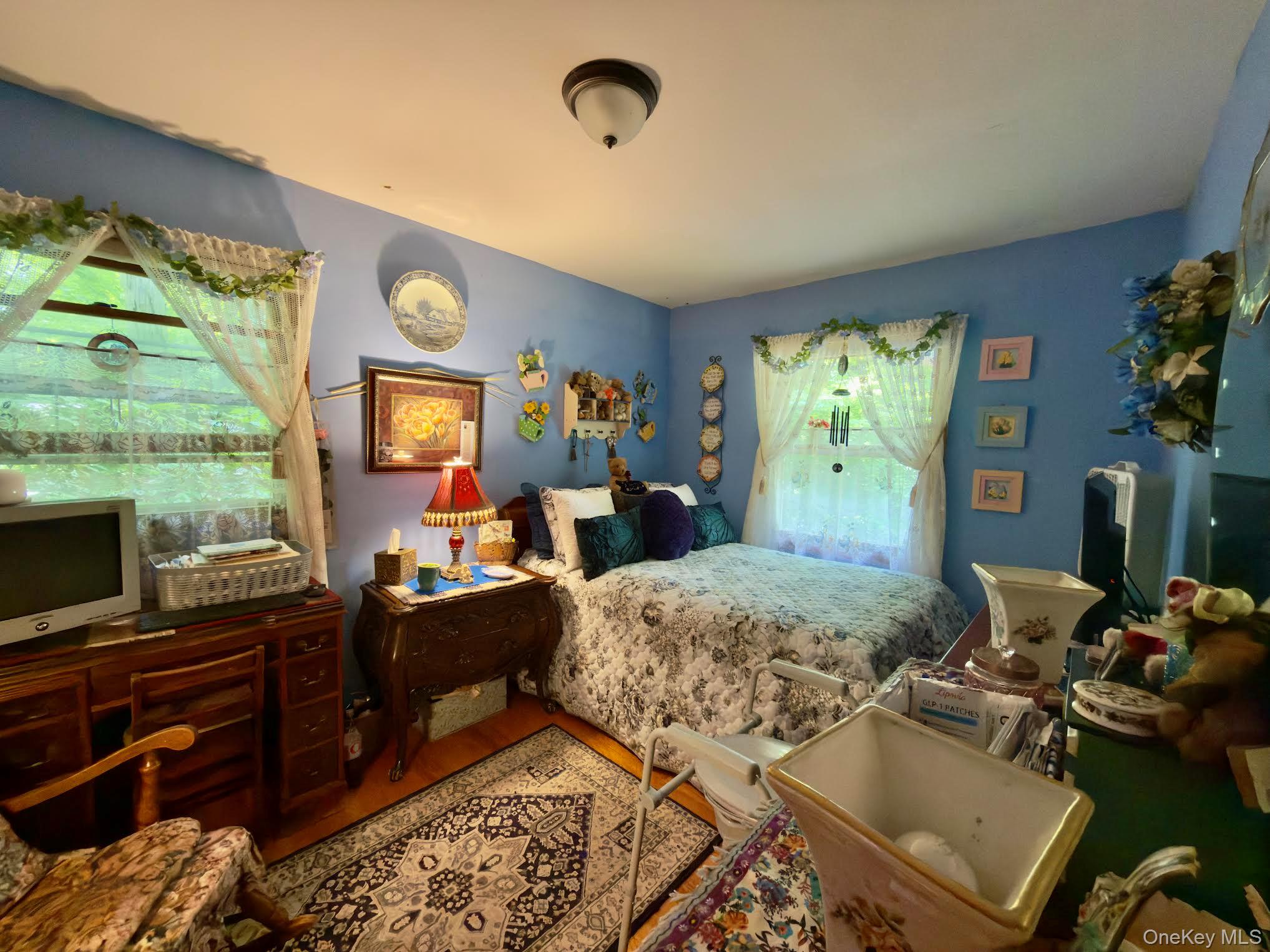 26 W Cookingham Drive – For Sale photo 8