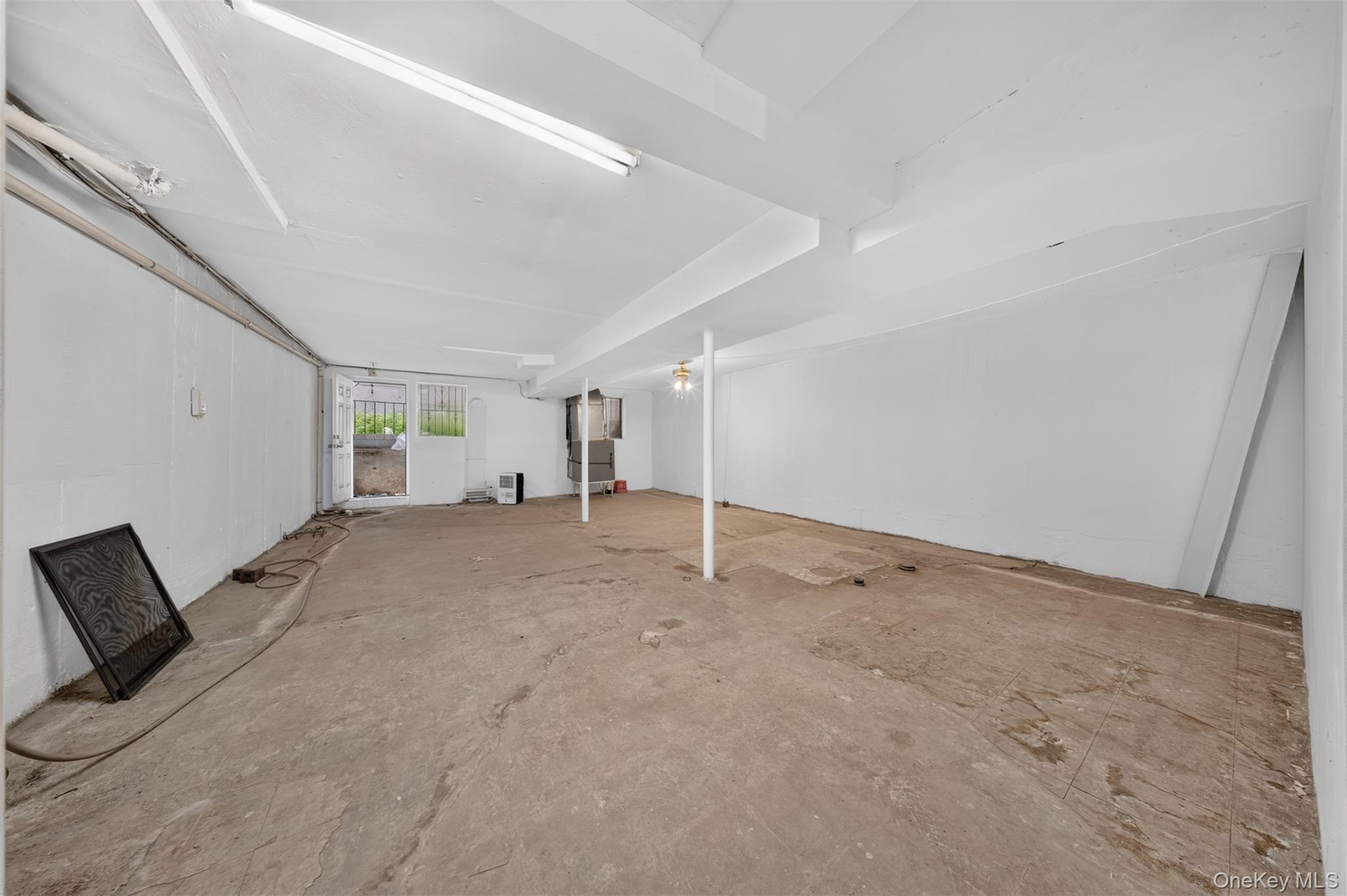 143-27 Roosevelt Avenue – For Sale photo 39