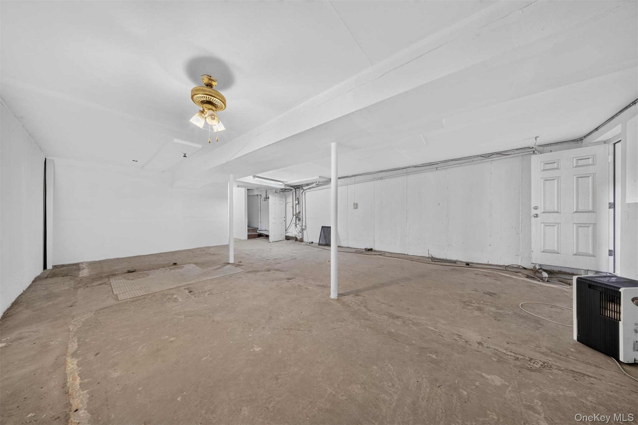 143-27 Roosevelt Avenue – For Sale photo 40