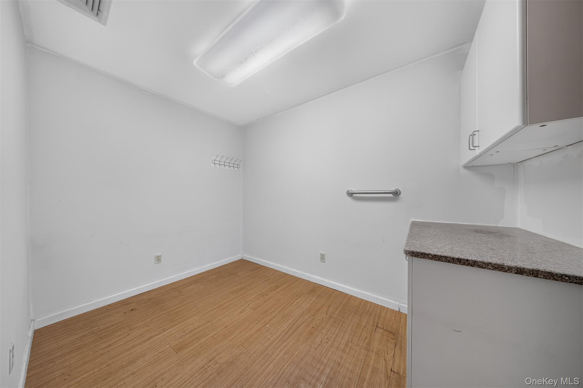 143-27 Roosevelt Avenue – For Sale photo 12