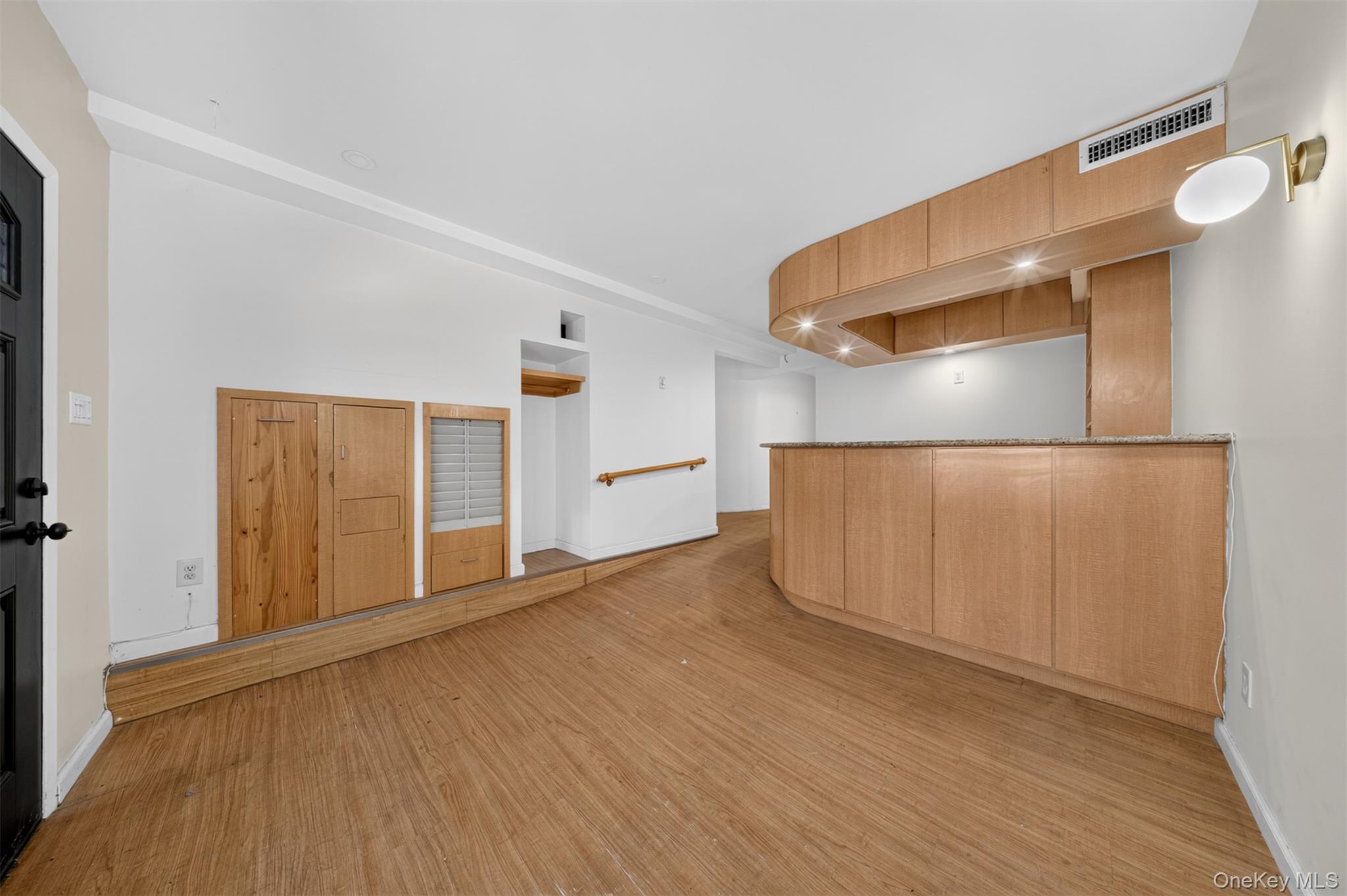 143-27 Roosevelt Avenue – For Sale photo 5