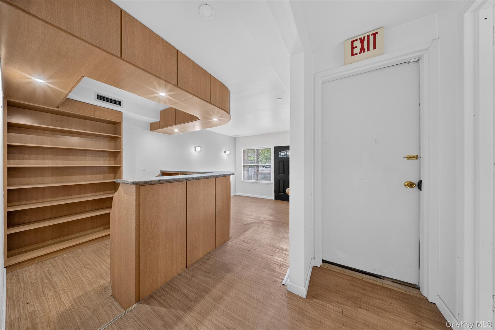 143-27 Roosevelt Avenue – For Sale photo 4