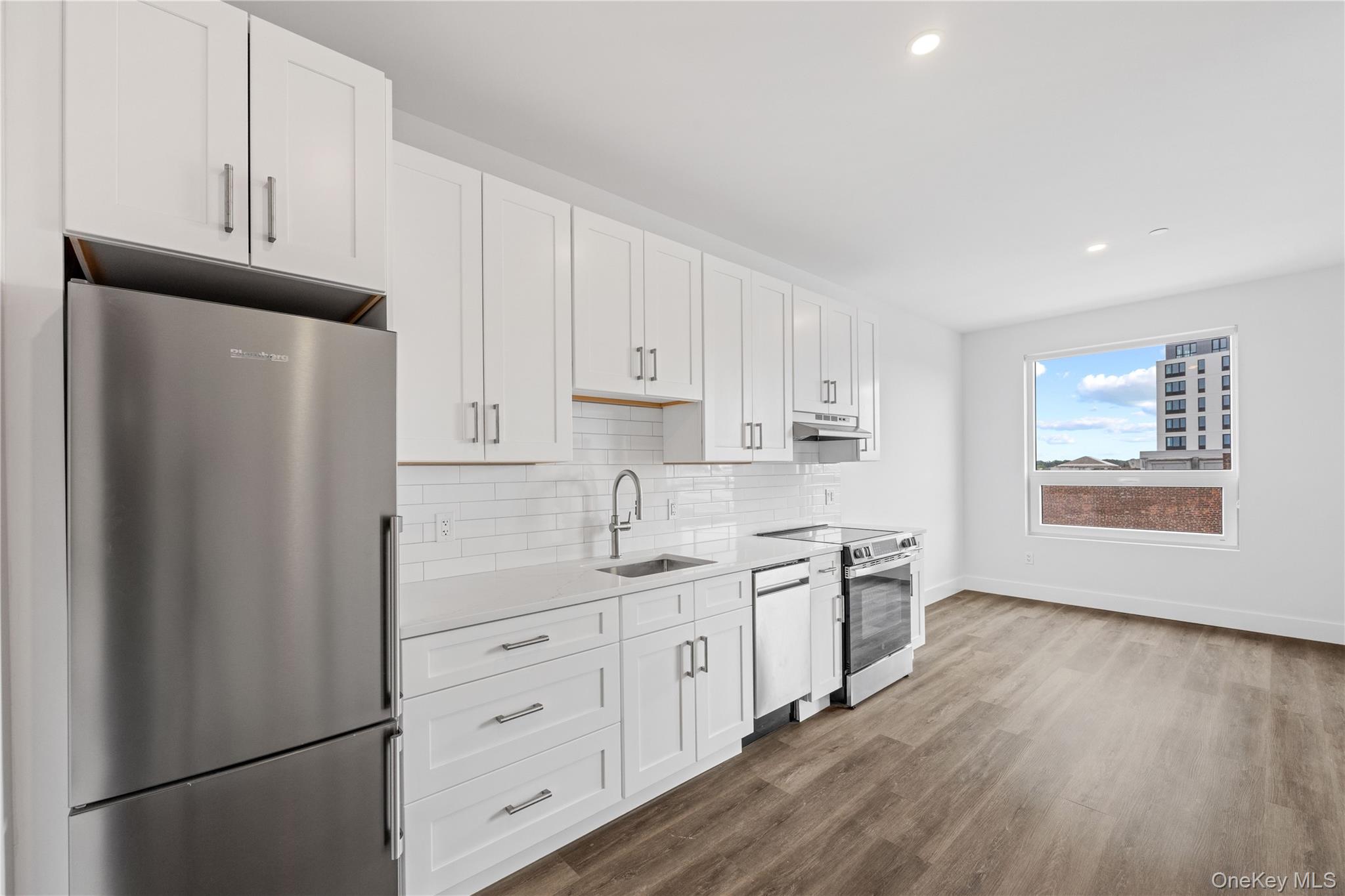 30 Broad Street, Unit 601 photo 5