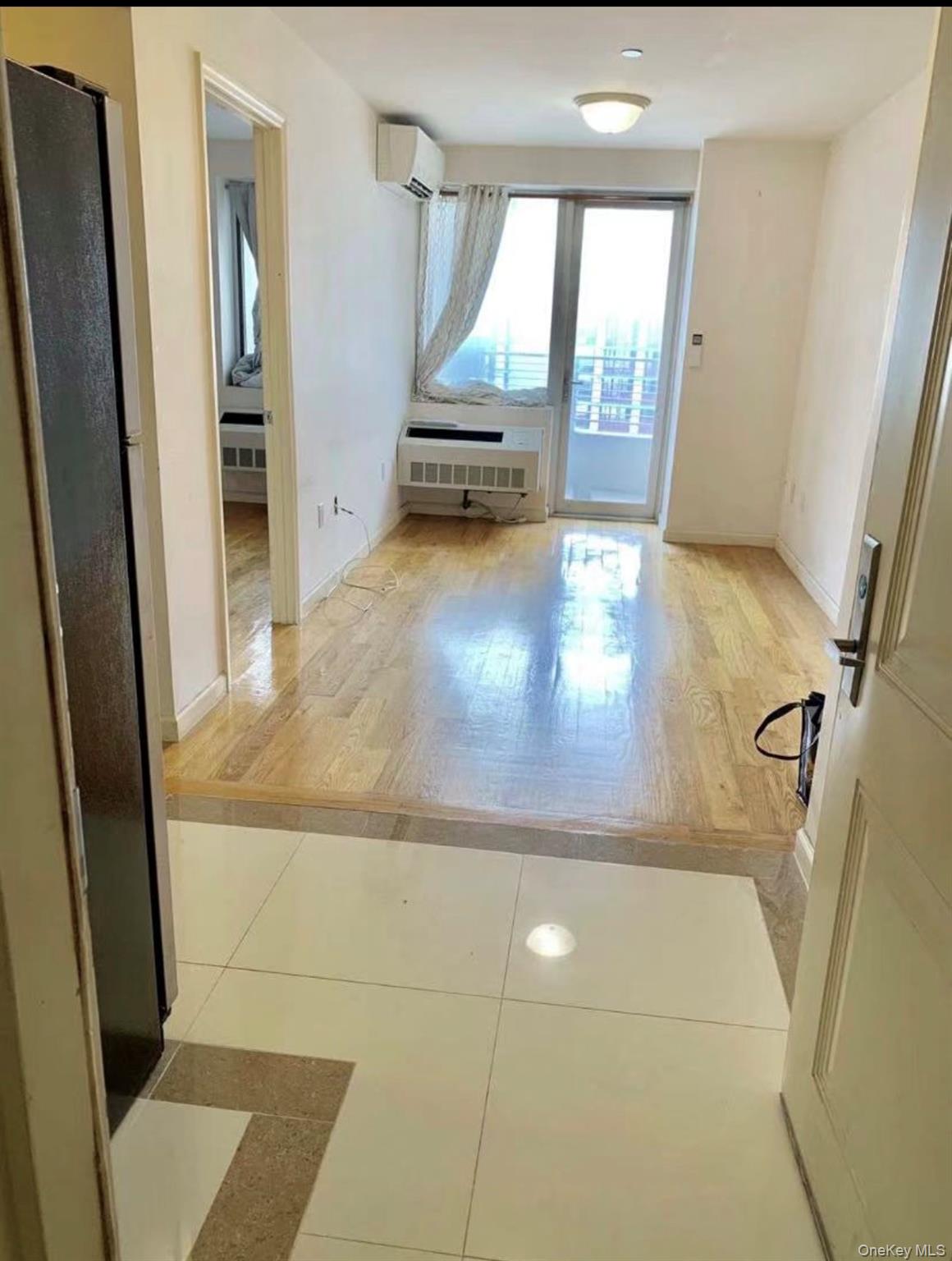 37-20 Prince Street, Unit 11A photo 4