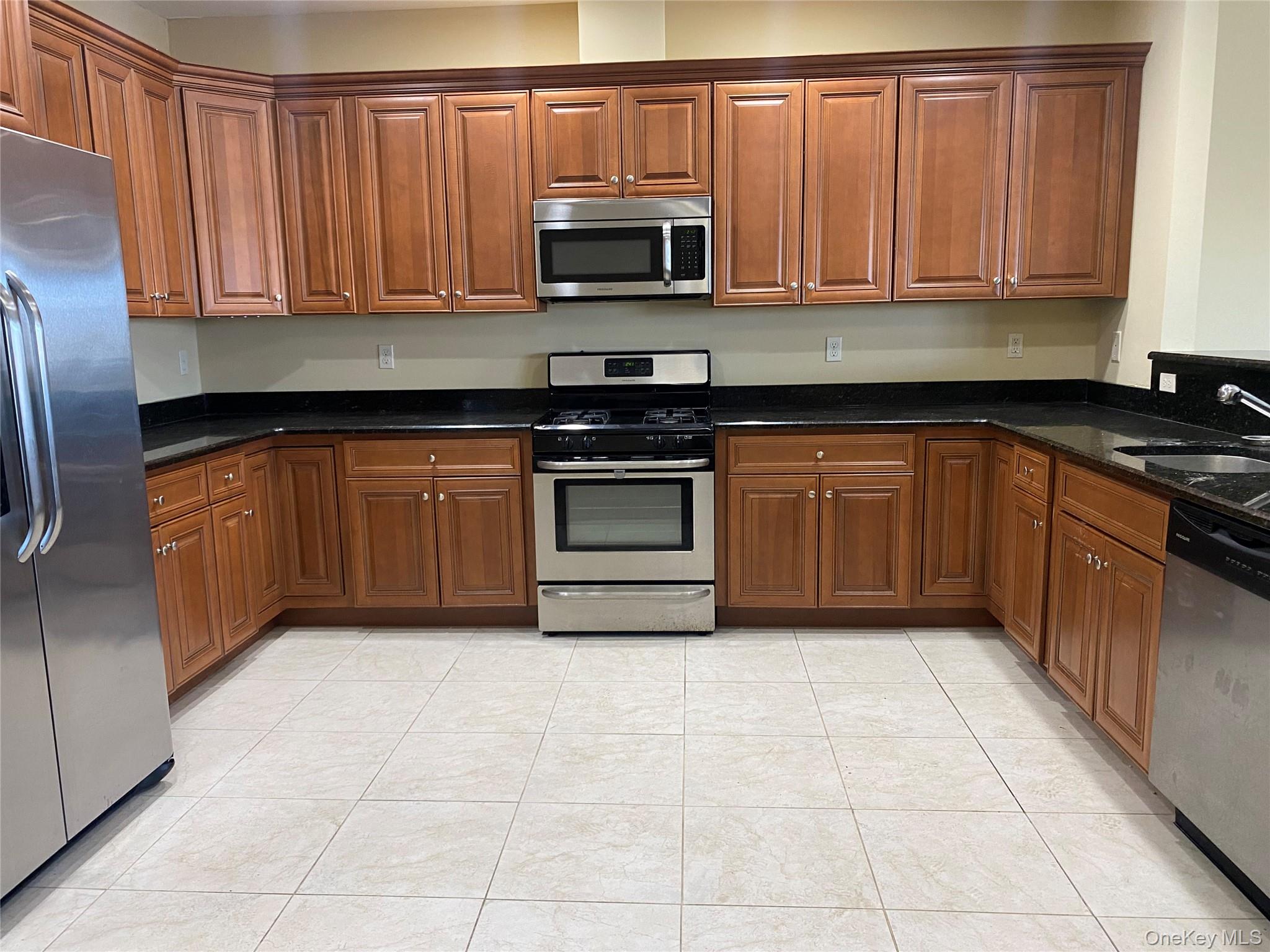 3 Nicole Ct – For Rent photo 11