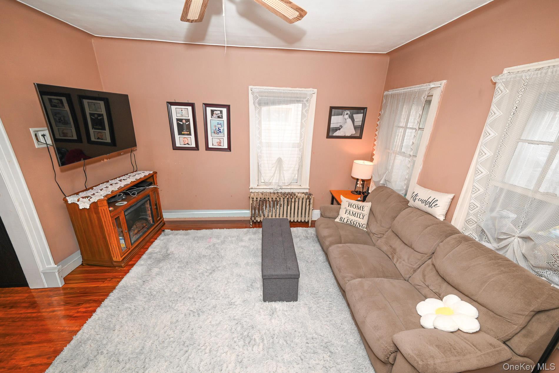 7025 71st Place – For Sale photo 17