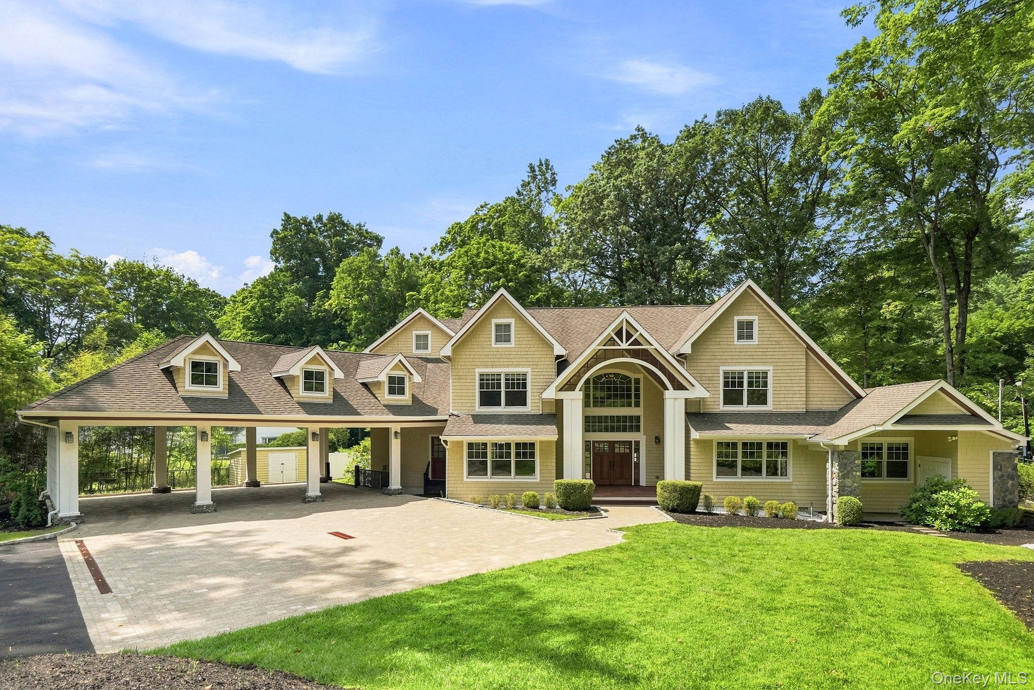 38 Lincoln Avenue – For Sale photo 2