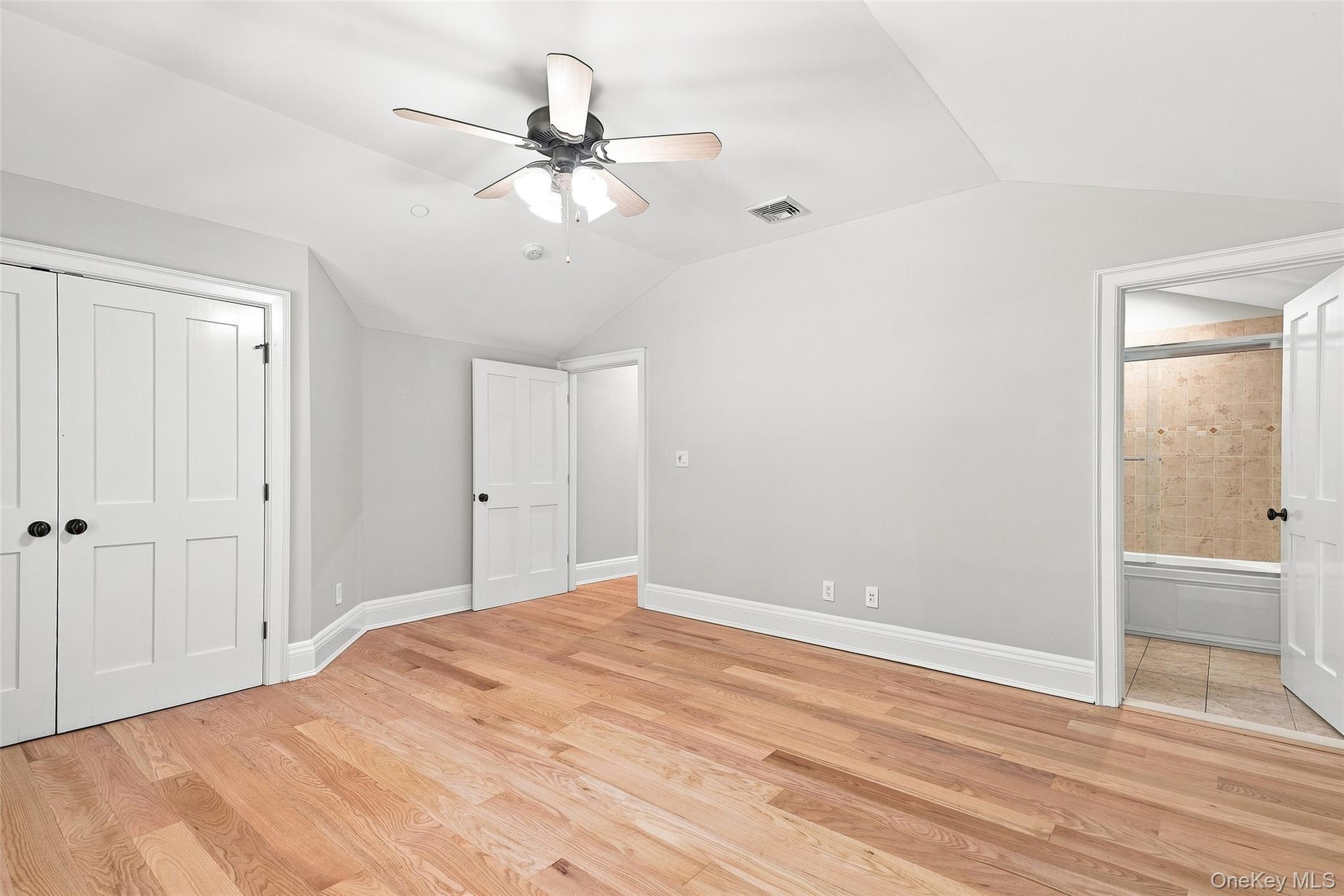 38 Lincoln Avenue – For Sale photo 24