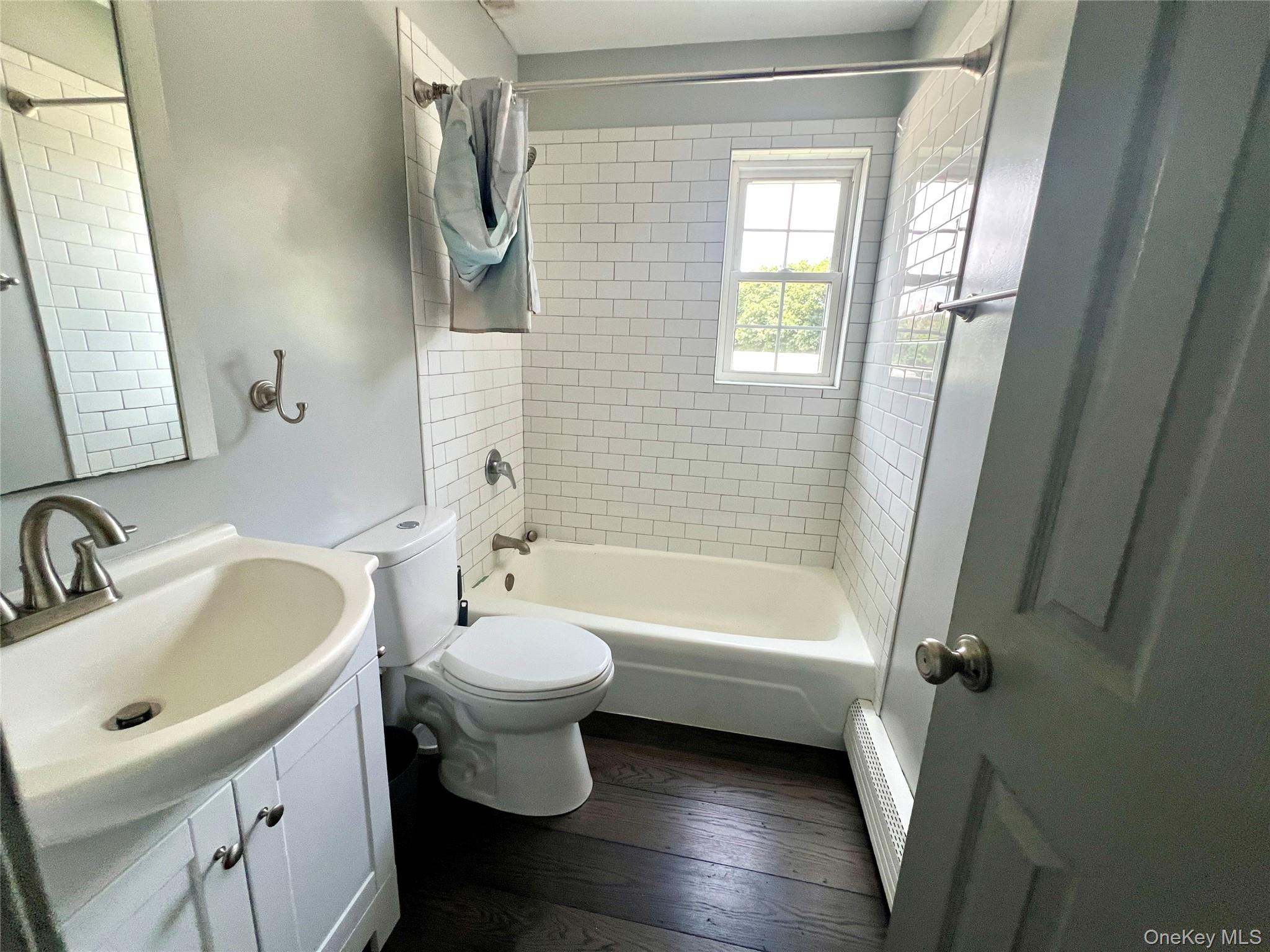 4 Colonial Rd., Unit 100 photo 6
