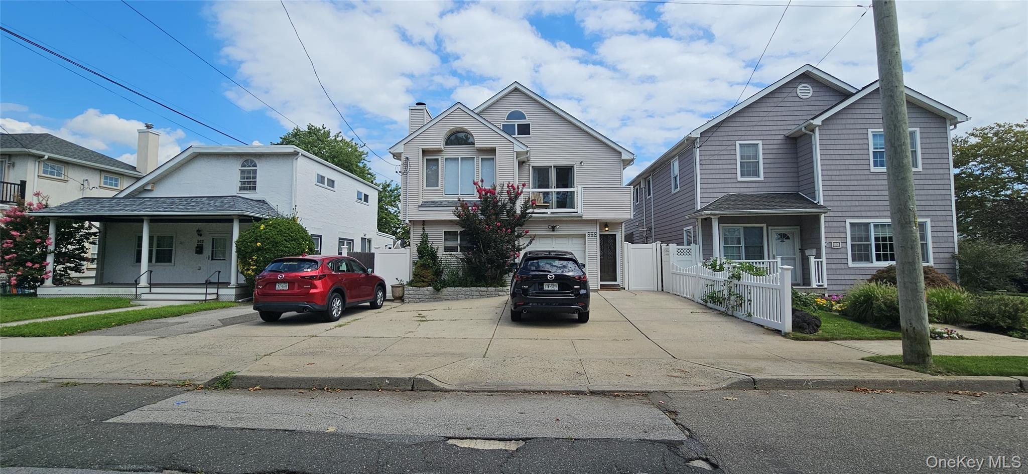 558 Lincoln Boulevard – For Rent