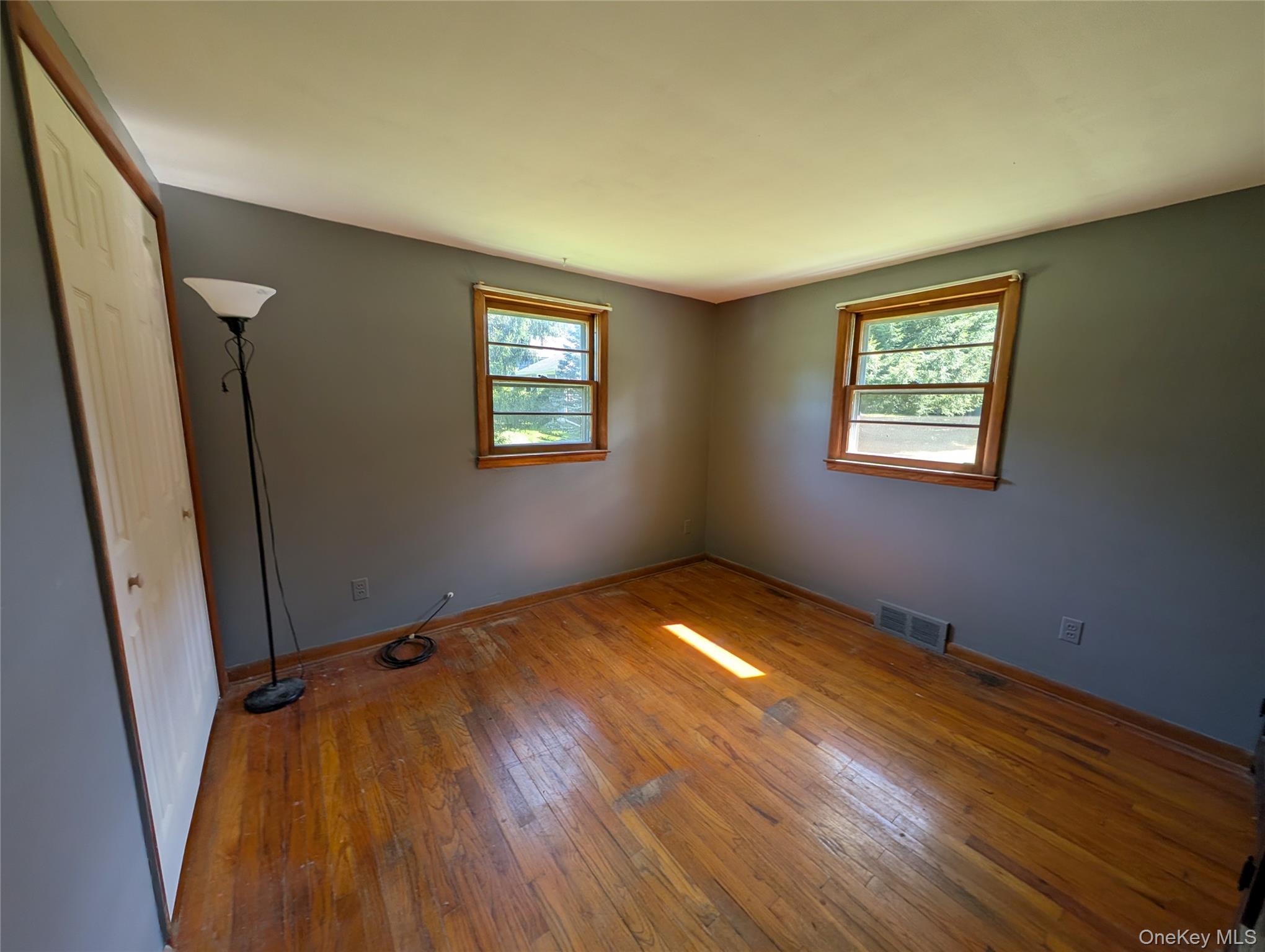 6 White Oak Terrace – For Sale photo 22